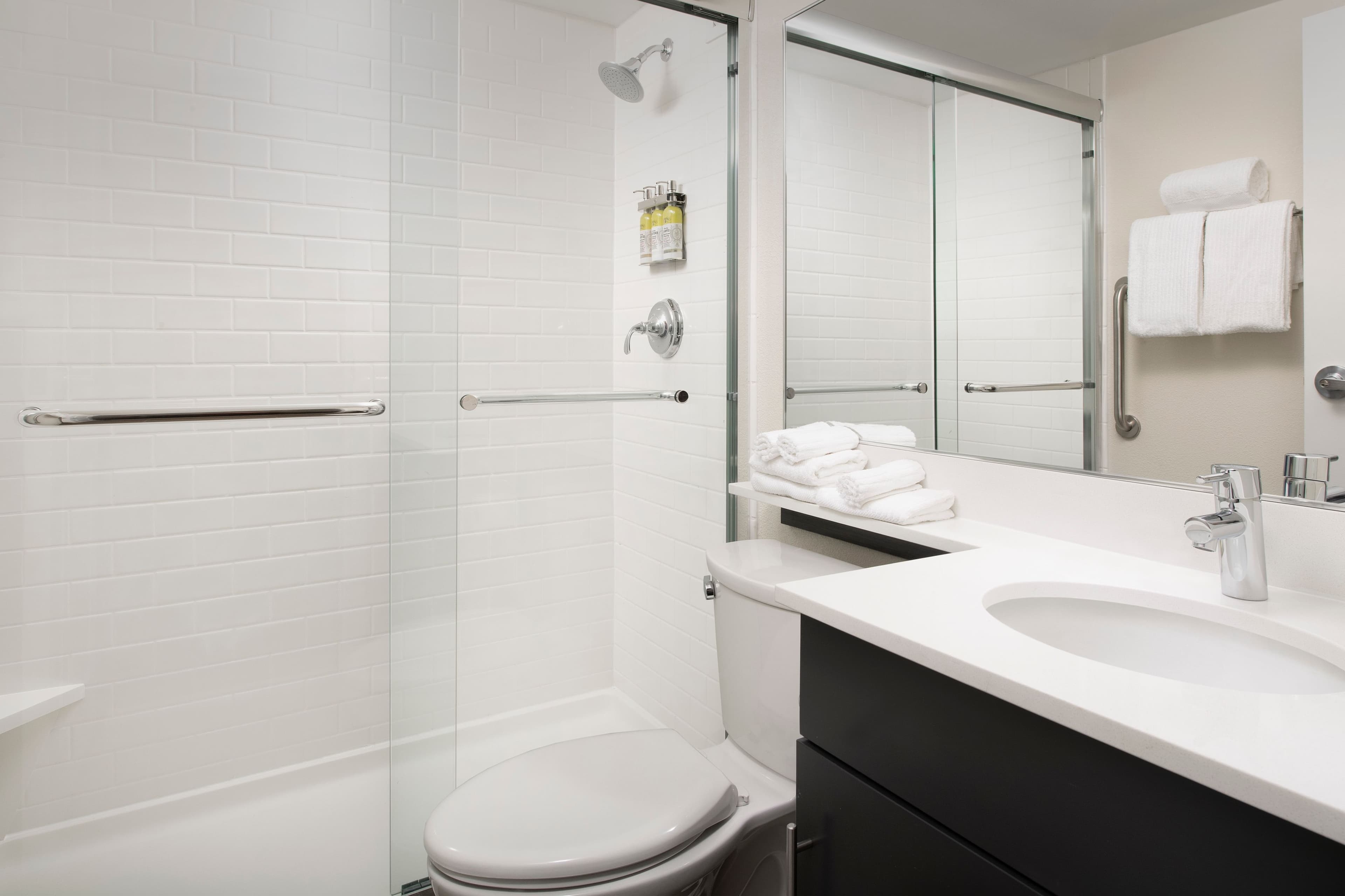 Candlewood Suites Alexandria West — 10