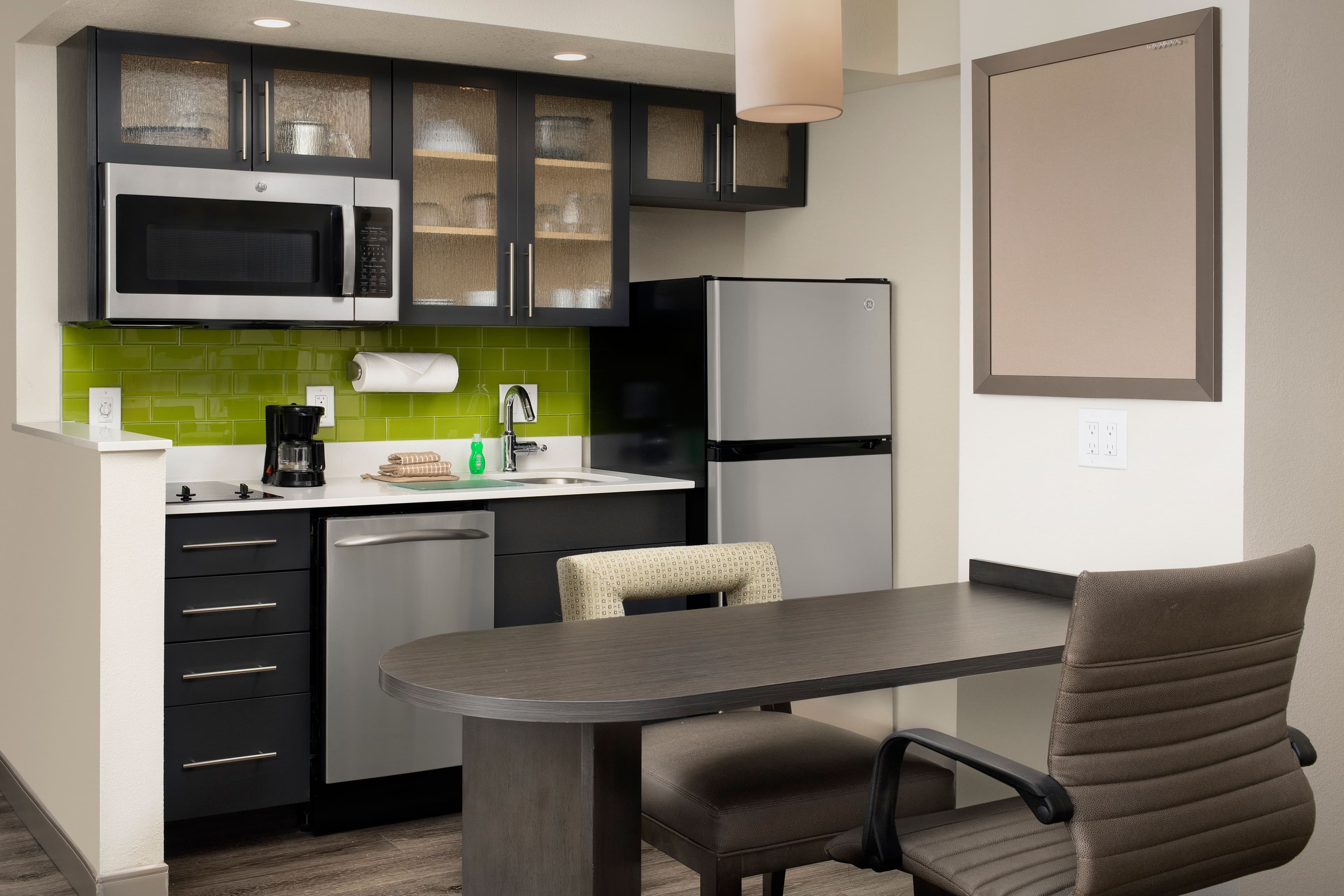 Candlewood Suites Alexandria West - Image 3