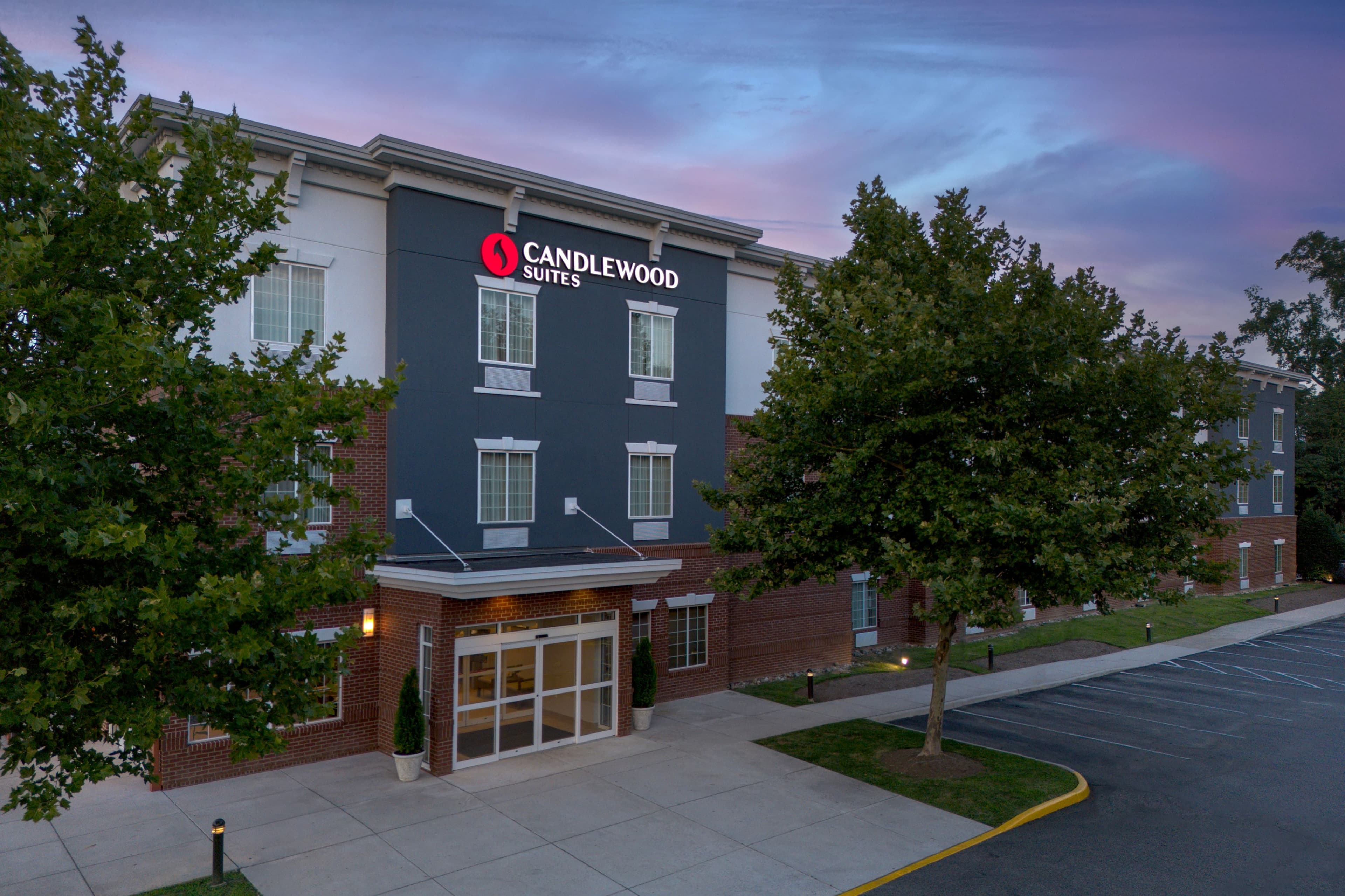 Candlewood Suites Alexandria - Fort Belvoir - Image 1