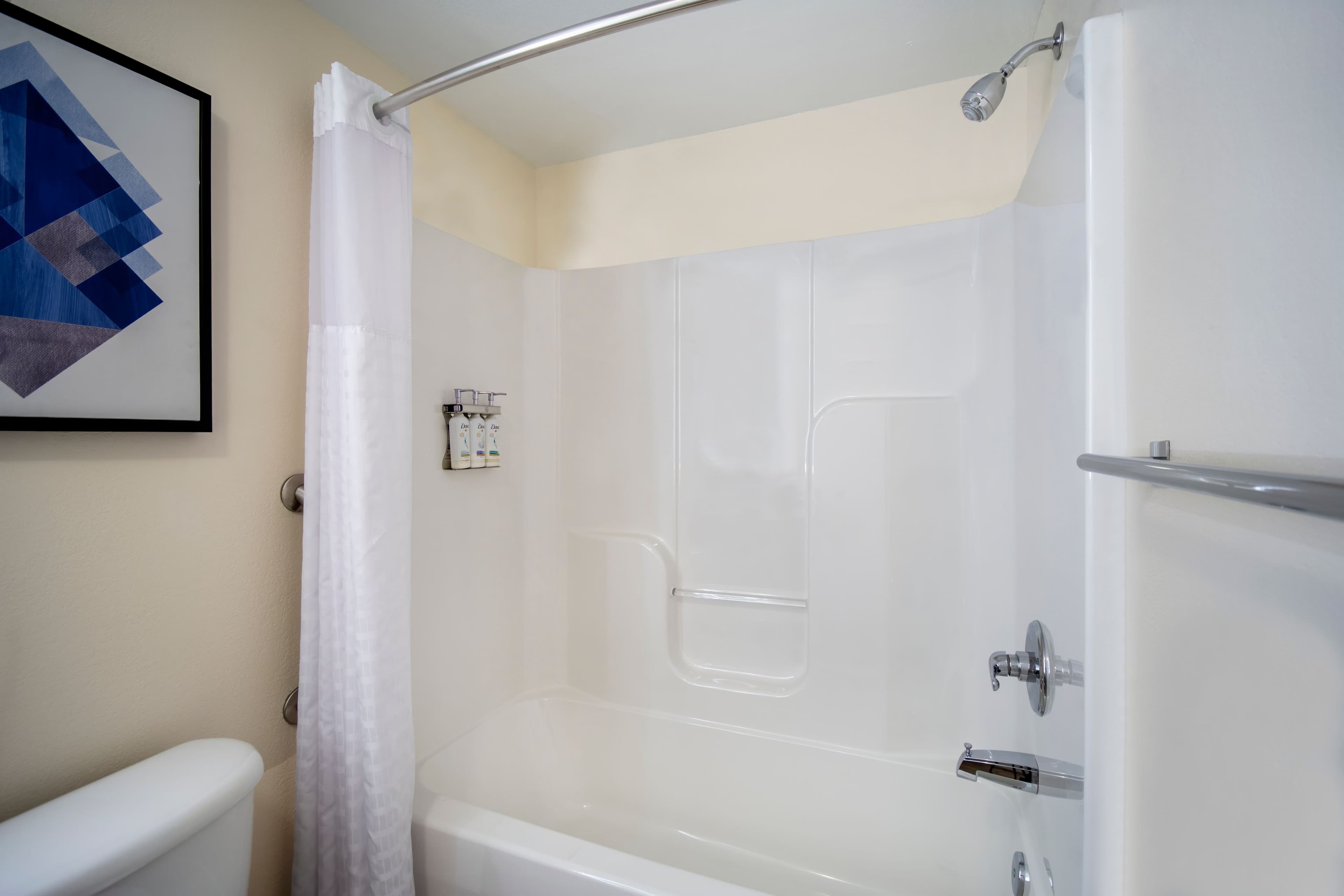 Candlewood Suites Buffalo Amherst - Image 3