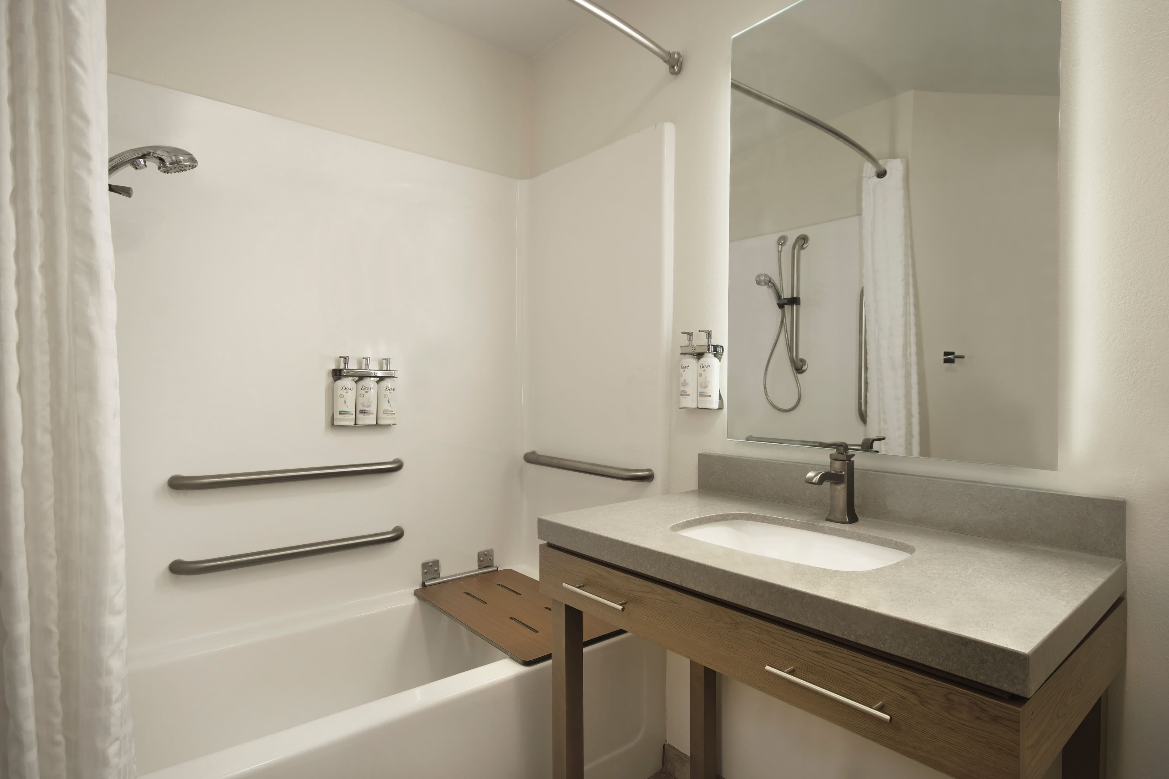 Candlewood Suites Buffalo Amherst — 13