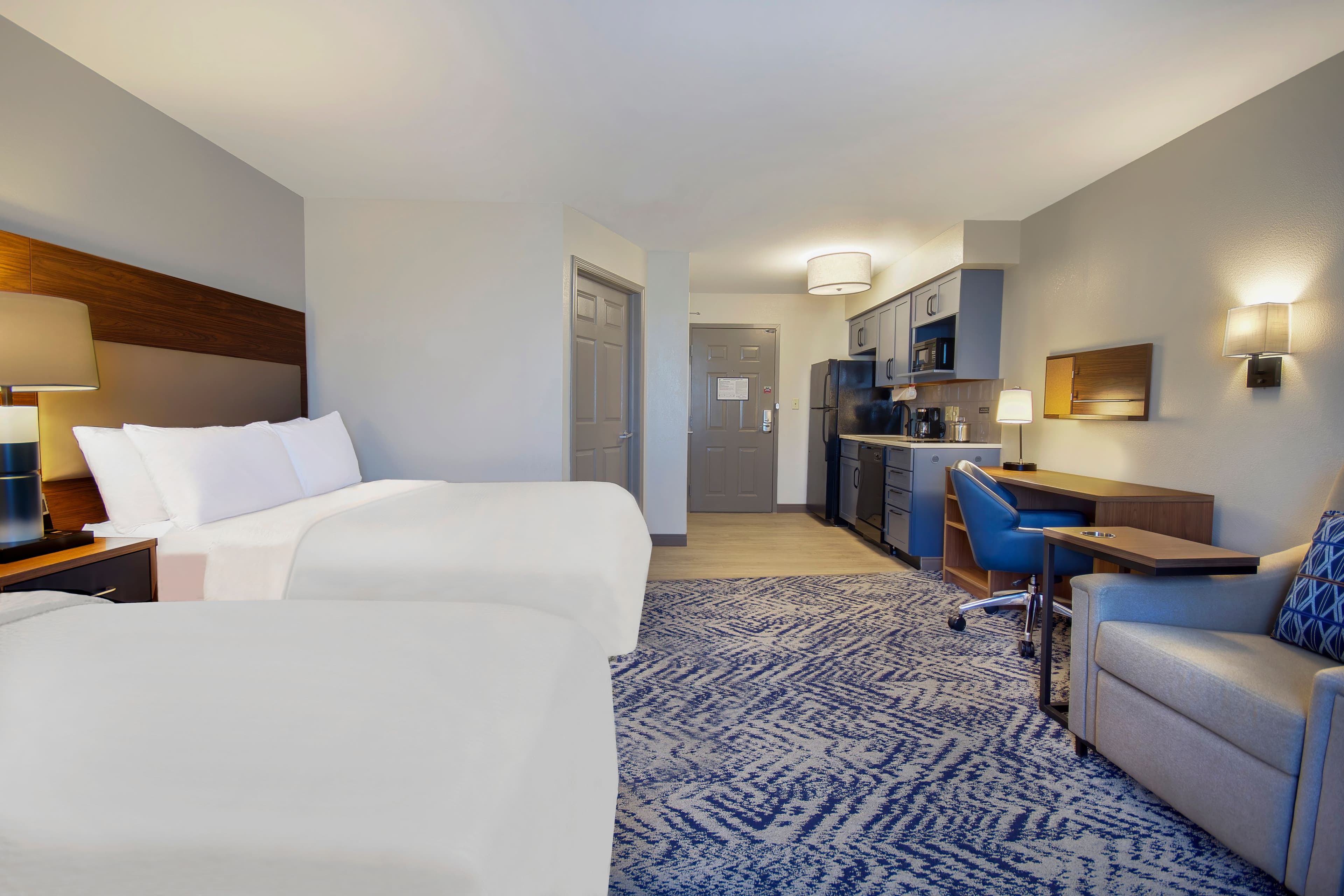 Candlewood Suites Buffalo Amherst — 18