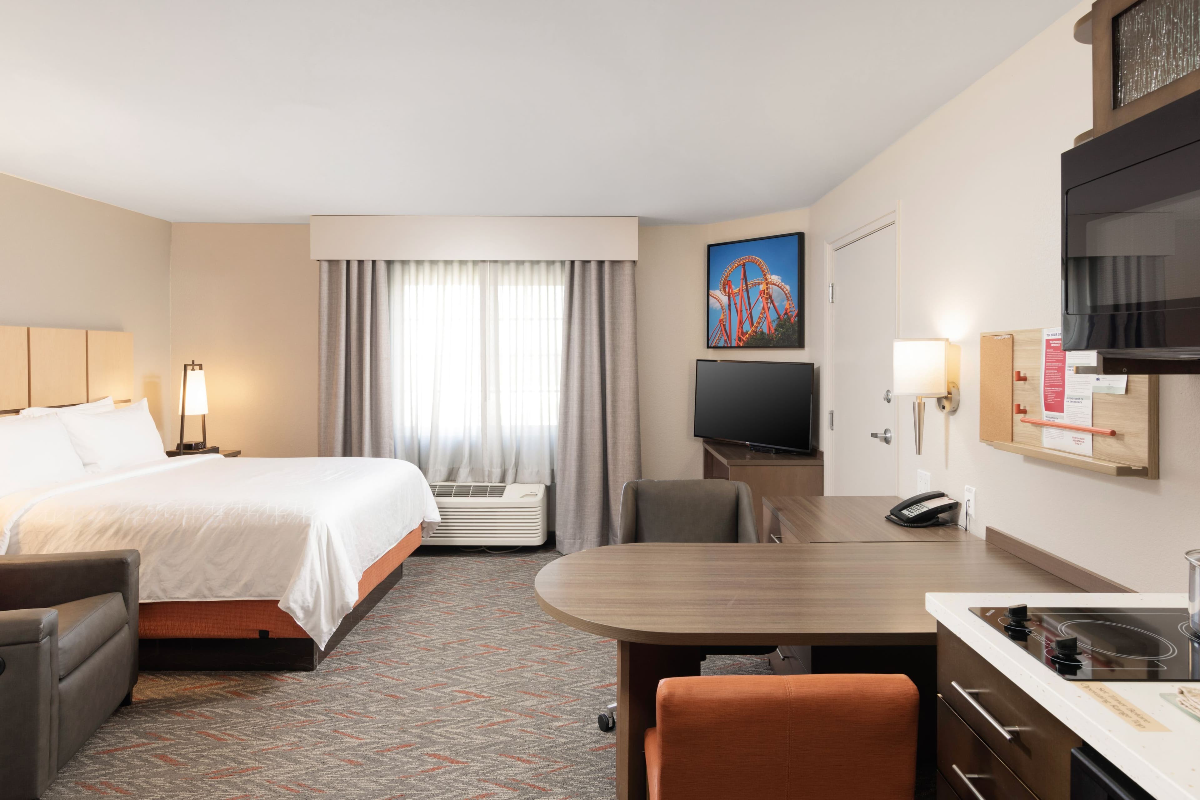 Candlewood Suites Anaheim - Resort Area — 8
