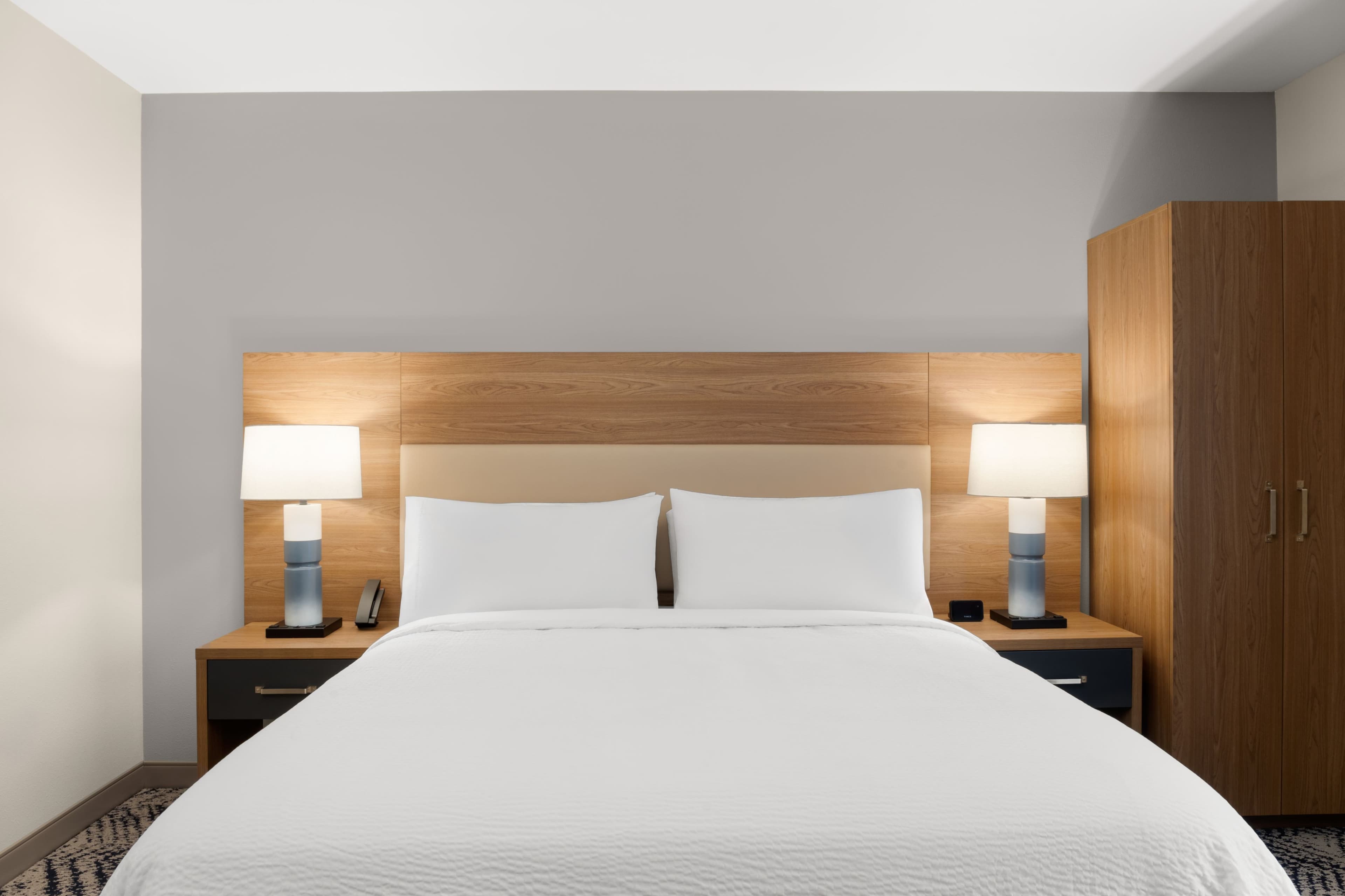 Candlewood Suites Anchorage - Midtown — 33