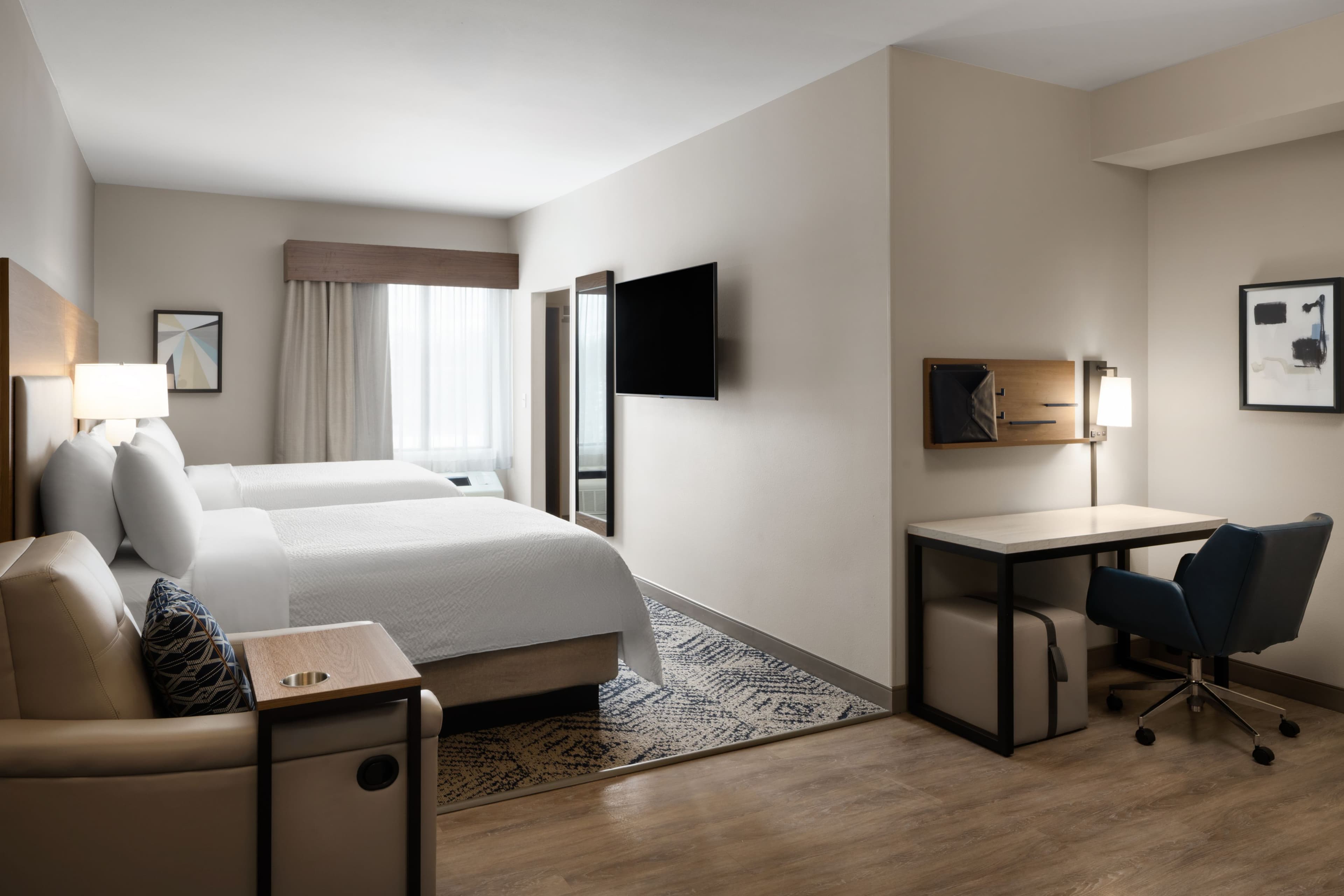 Candlewood Suites Anchorage - Midtown — 50