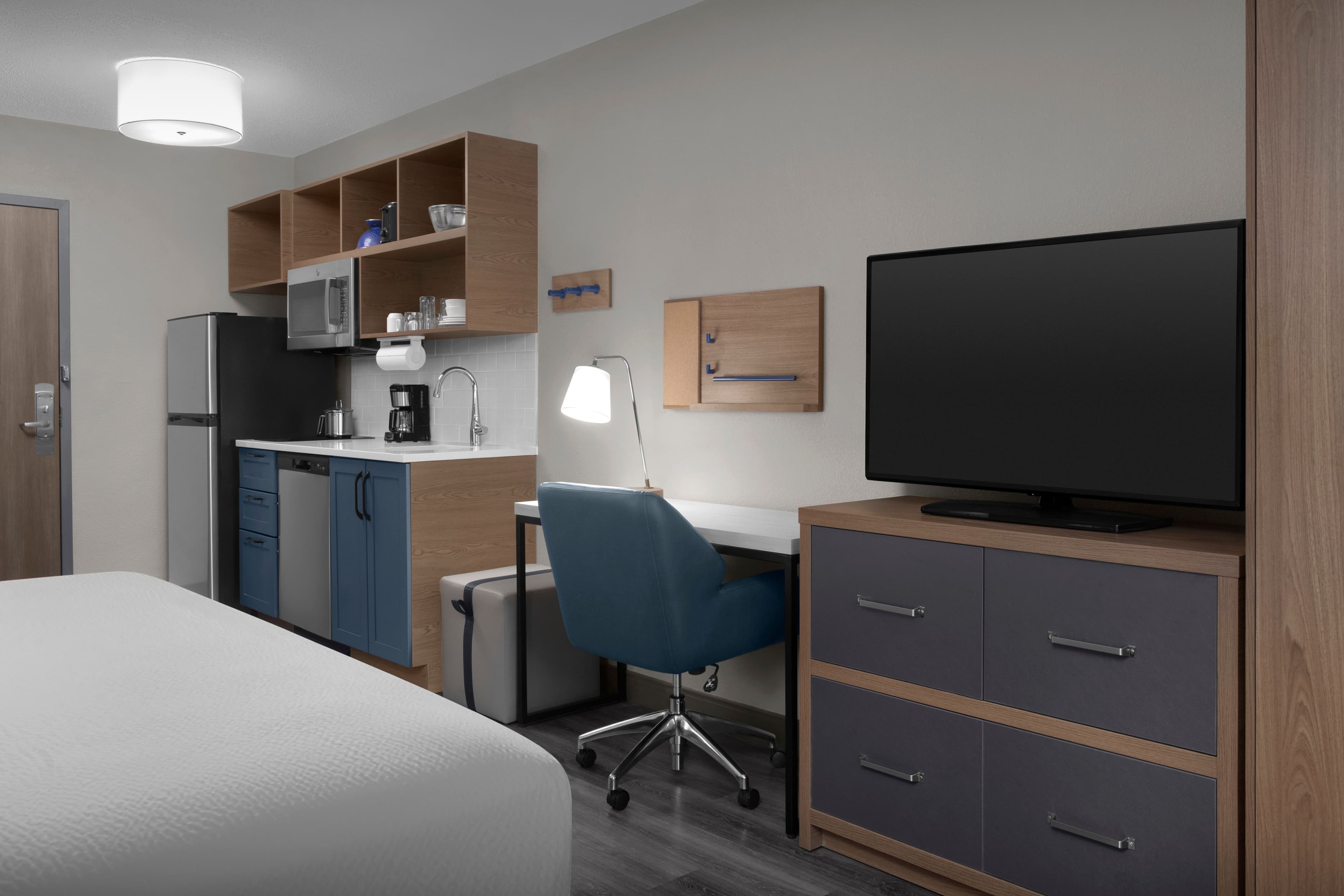Candlewood Suites Annapolis — 6