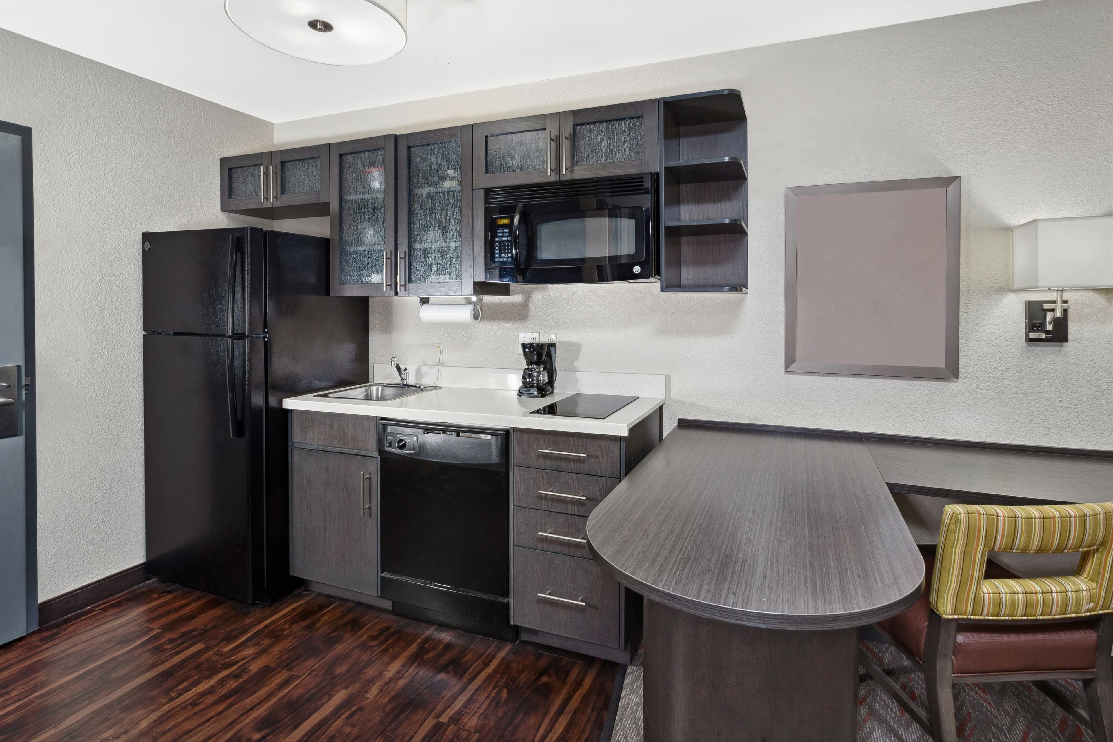 Candlewood Suites Appleton — 12