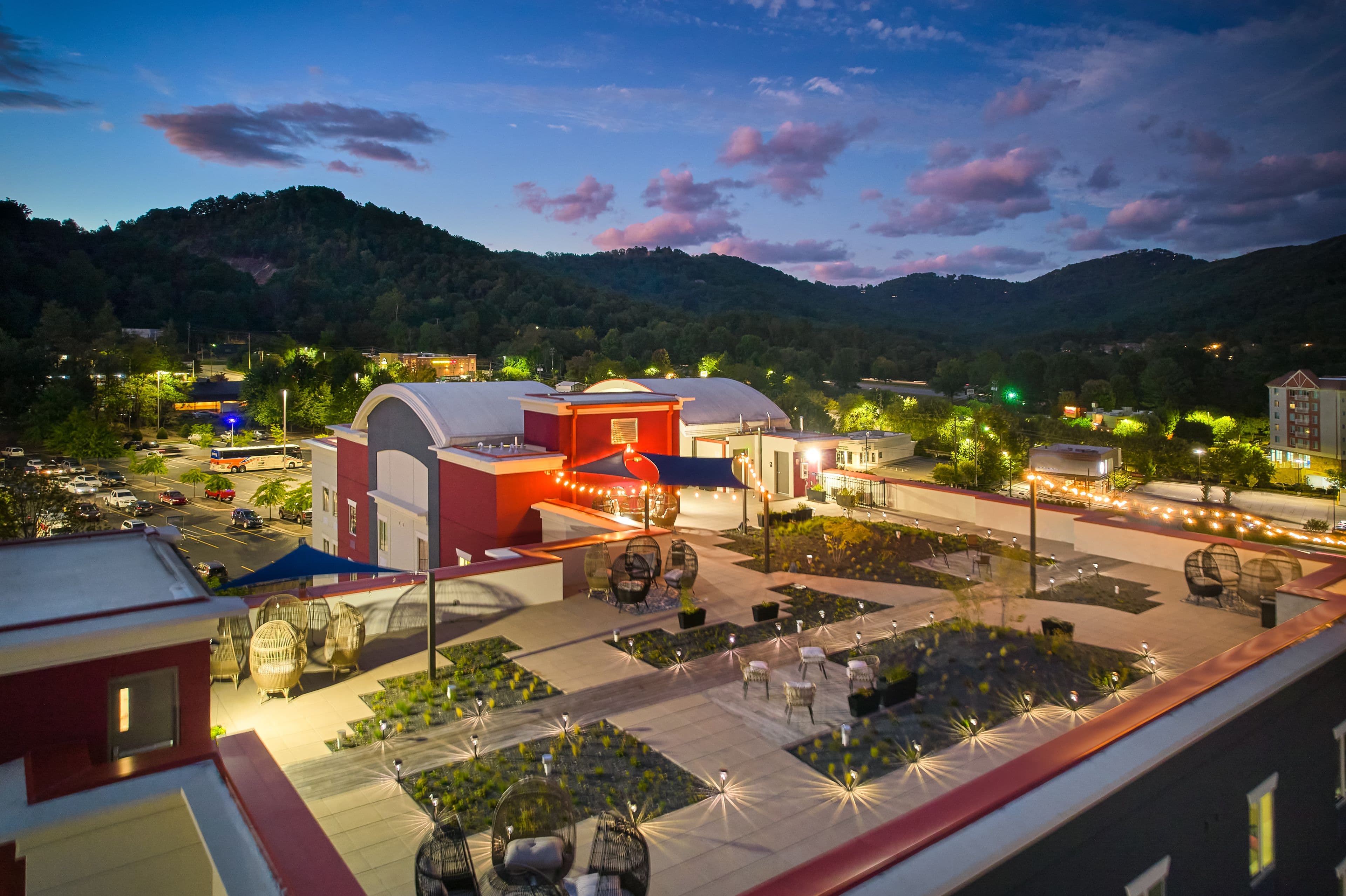 Candlewood Suites Asheville Downtown - Image 1