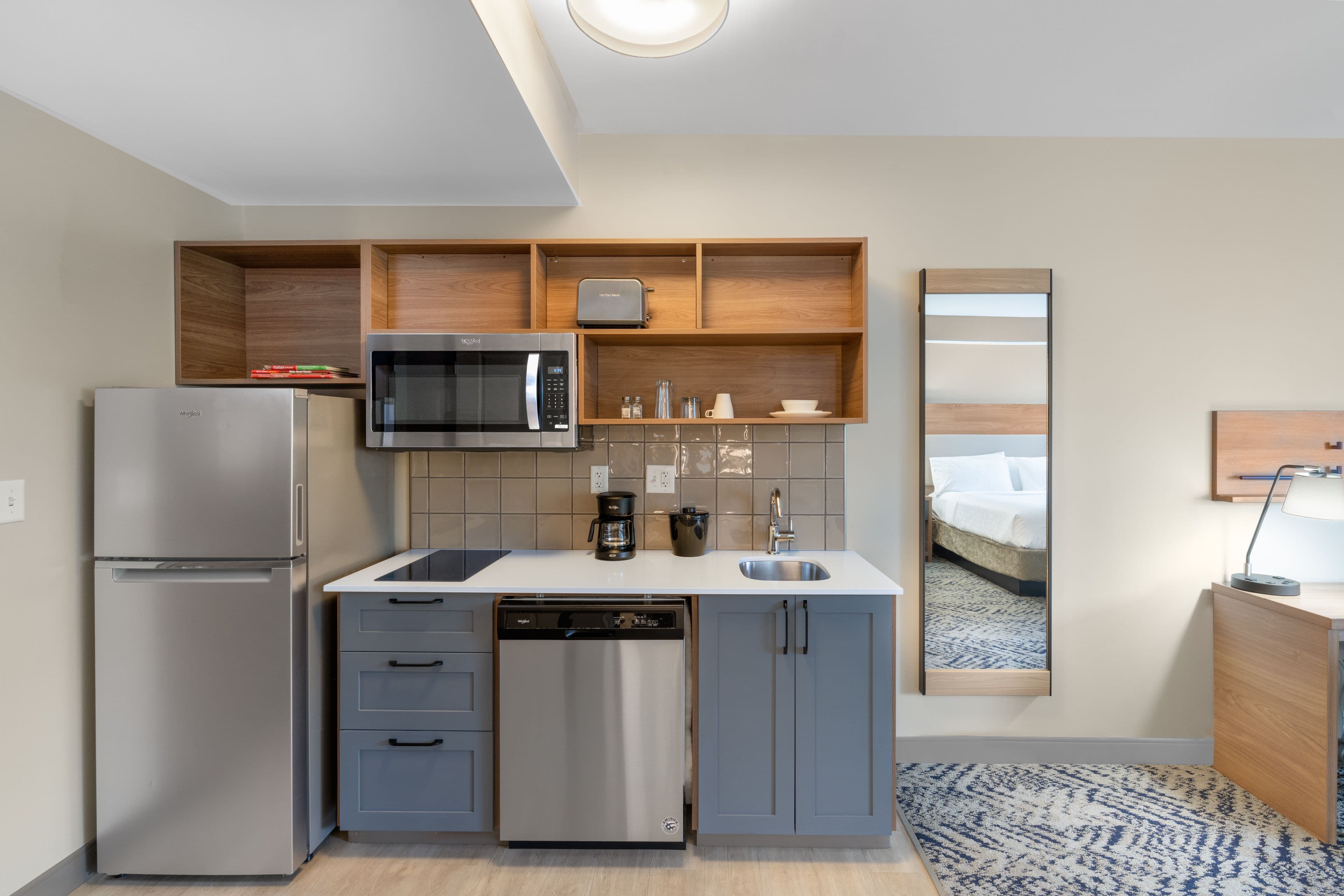 Candlewood Suites Asheville Downtown — 6