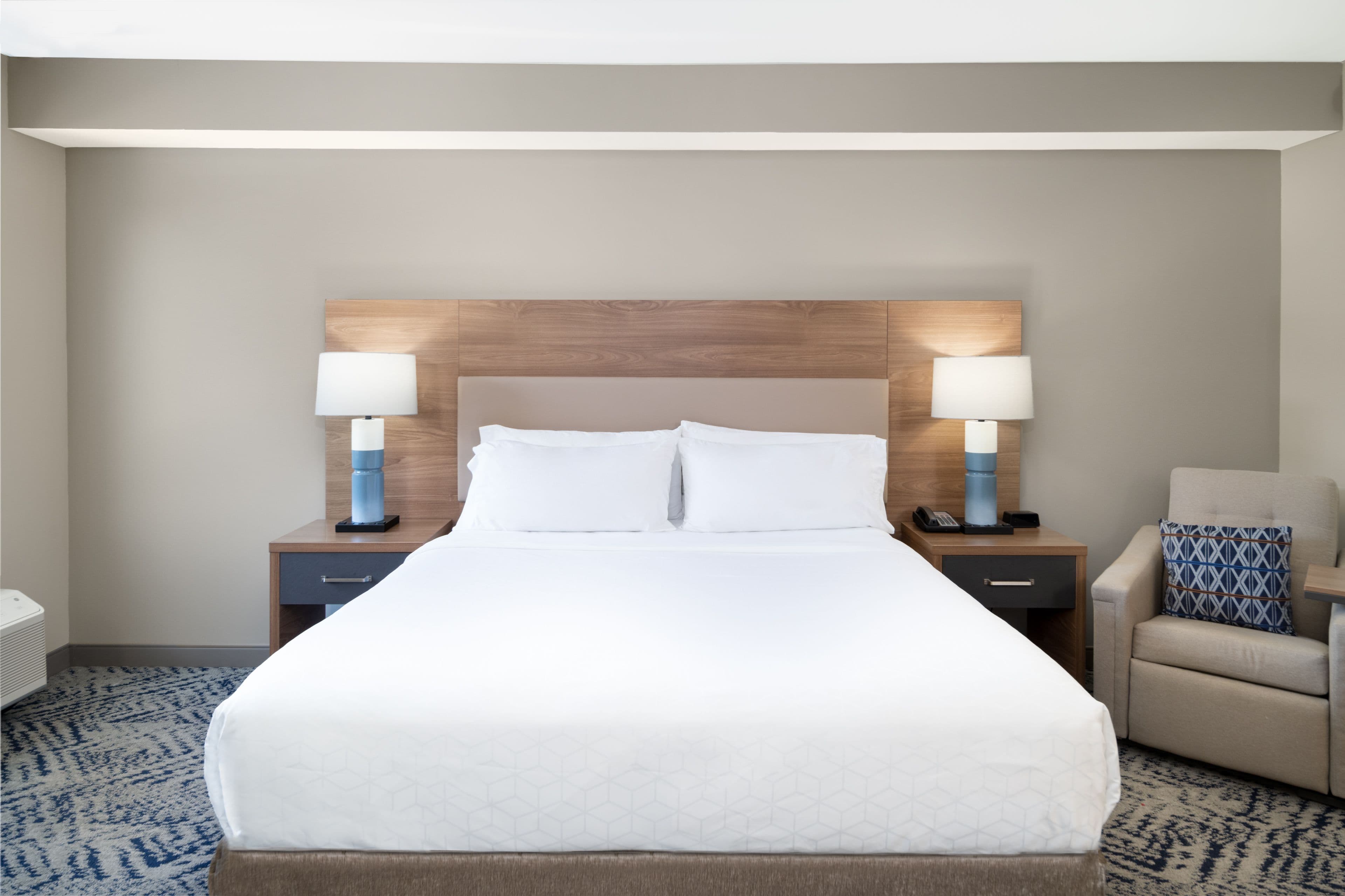 Candlewood Suites Asheville Downtown - Image 2