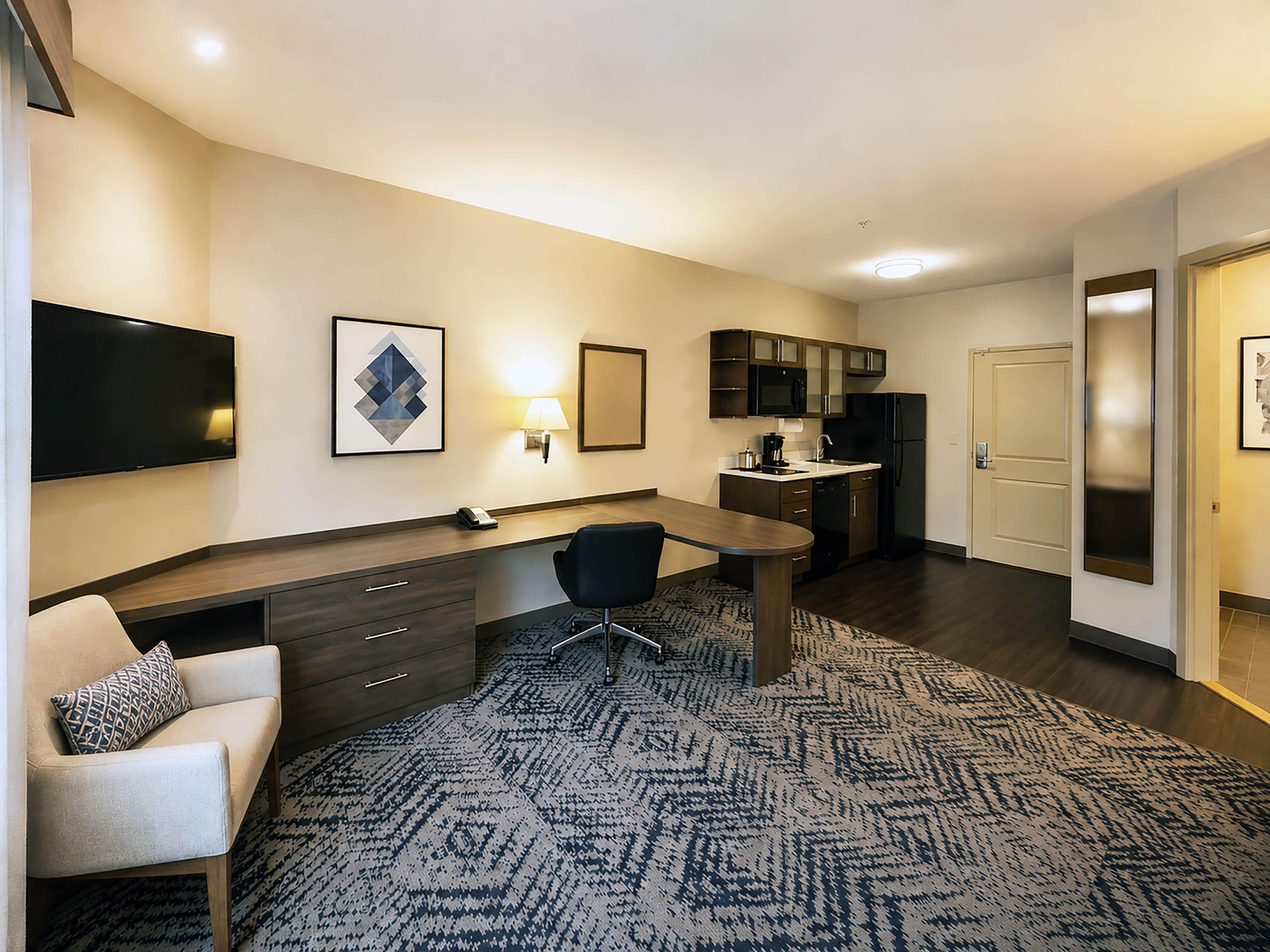 Candlewood Suites Auburn — 15