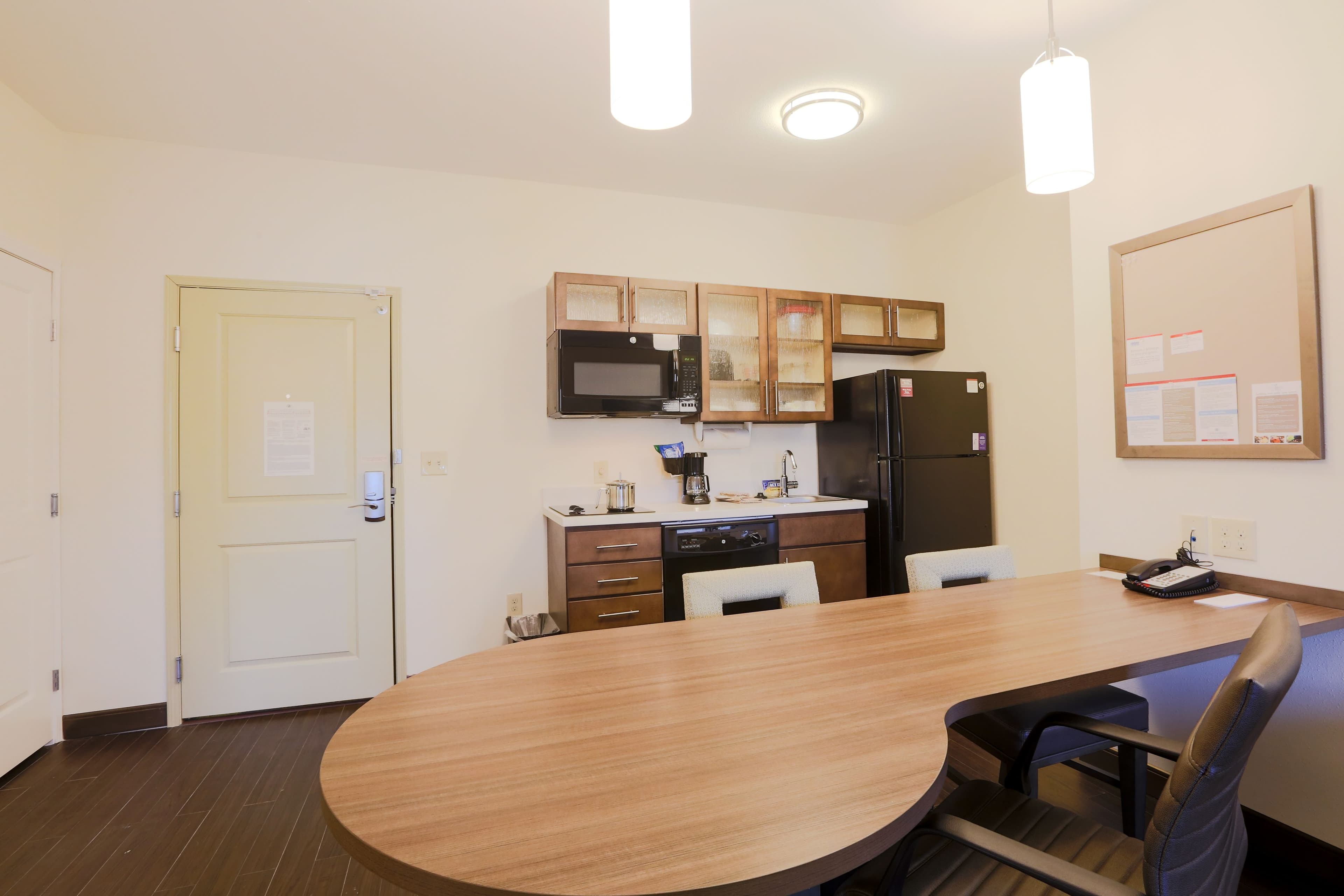 Candlewood Suites Auburn — 25