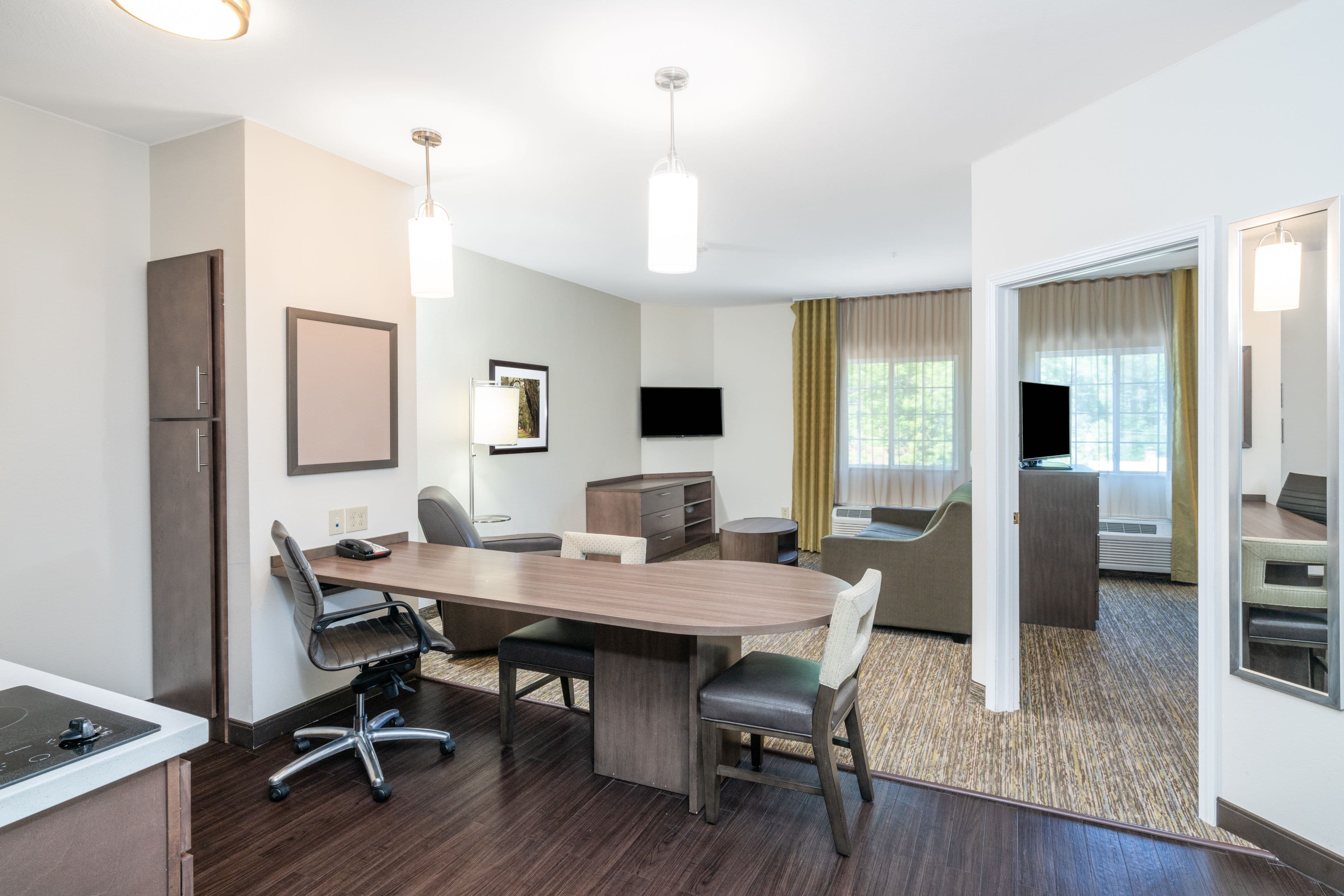 Candlewood Suites Auburn — 27