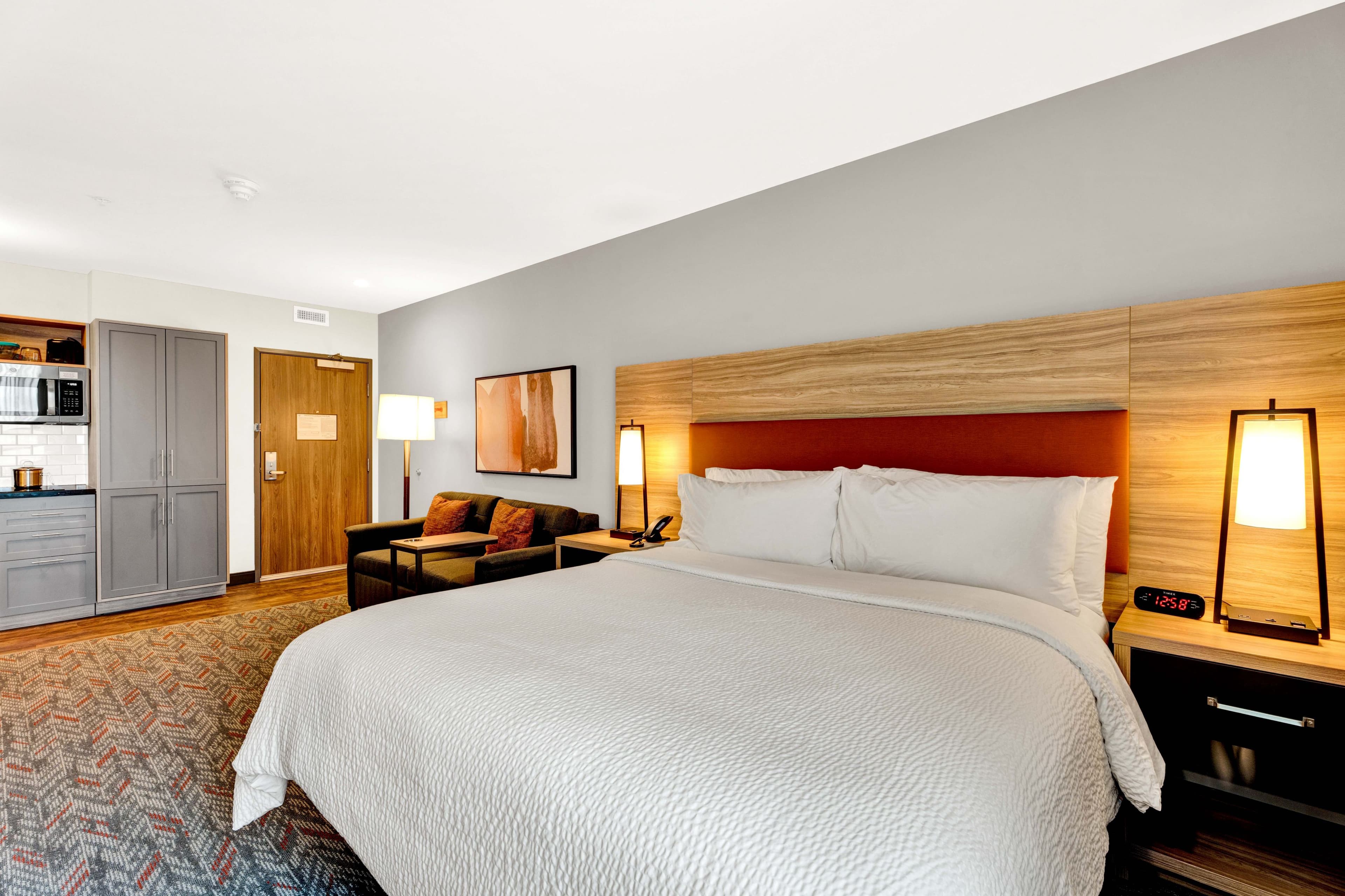 Candlewood Suites Detroit - Auburn Hills — 14