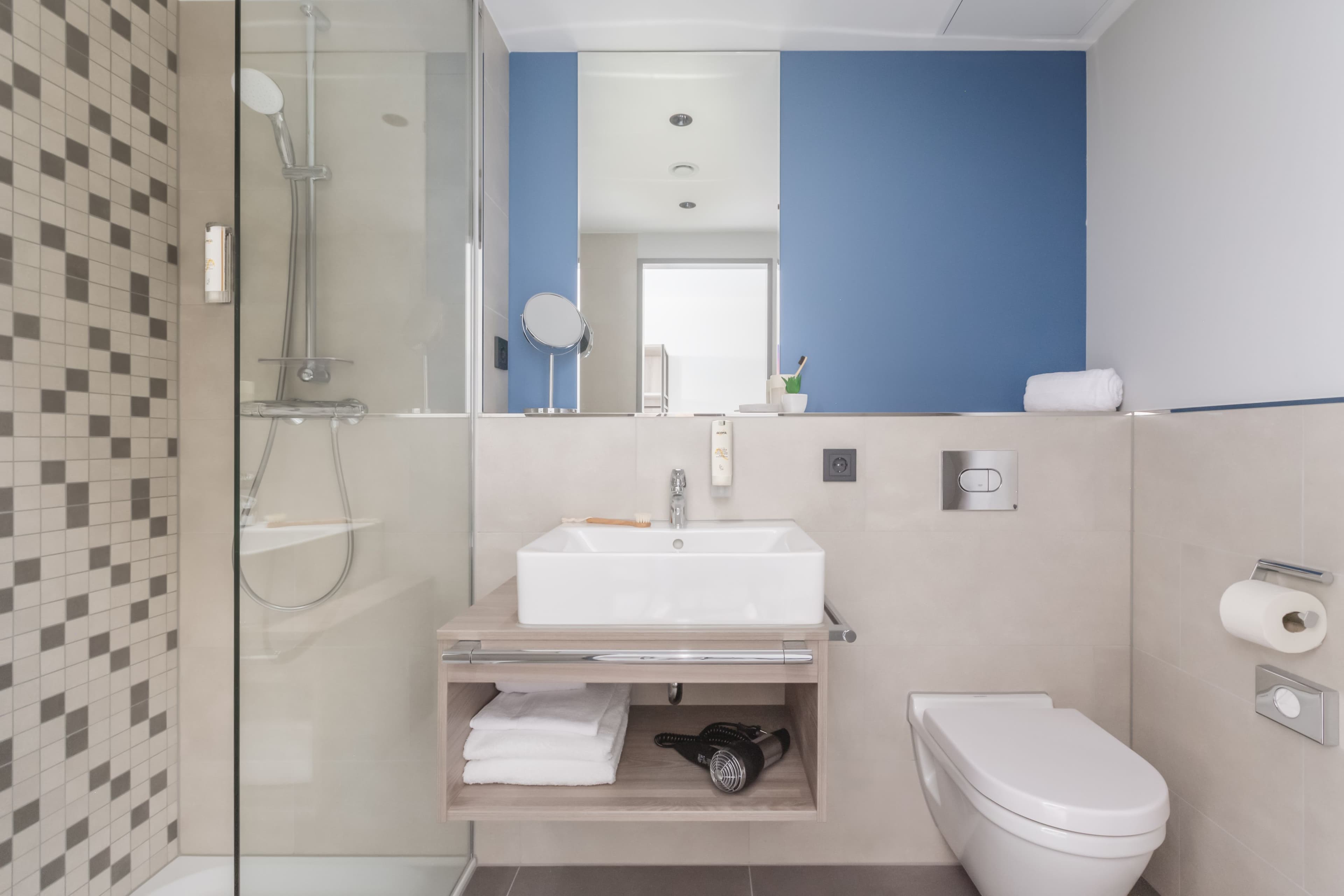 Candlewood Suites Augsburg - Image 3