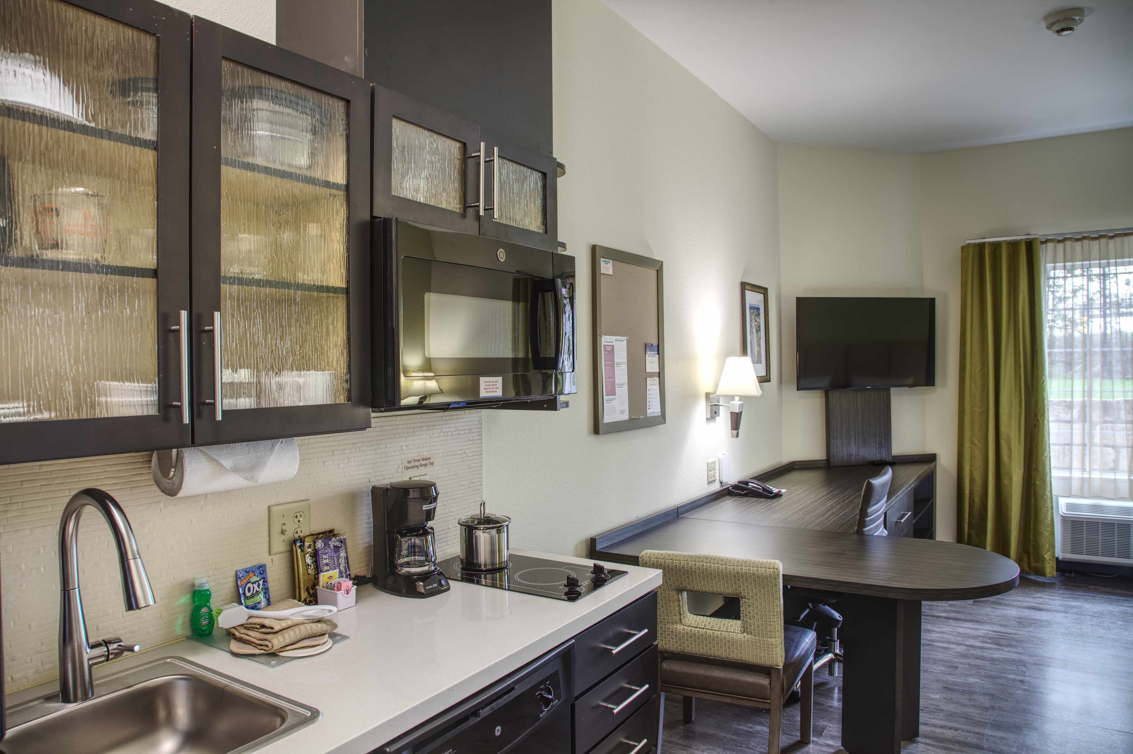 Candlewood Suites Austin North 290 & I-35 - Image 4