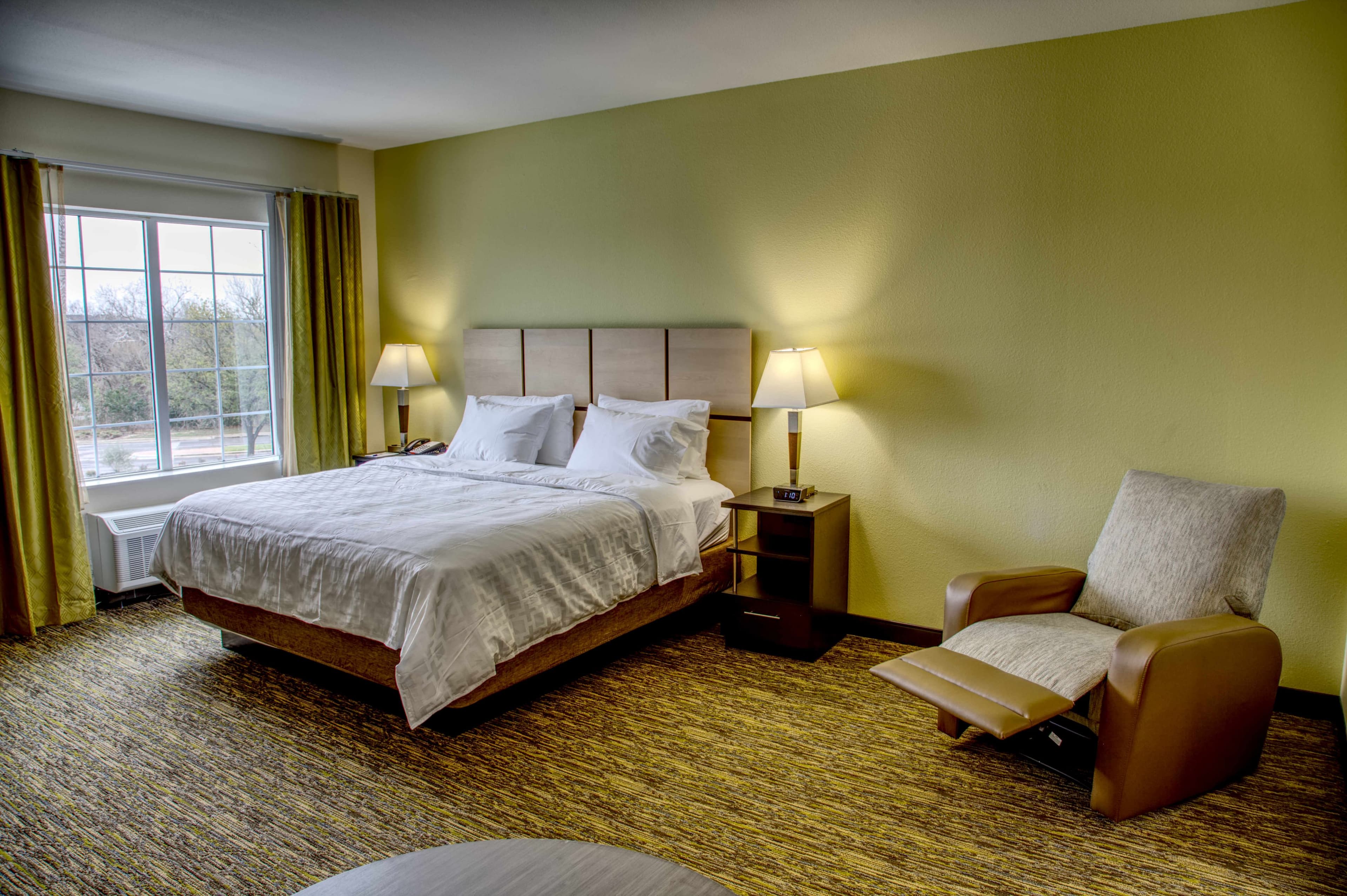 Candlewood Suites Austin North 290 & I-35 - Image 5