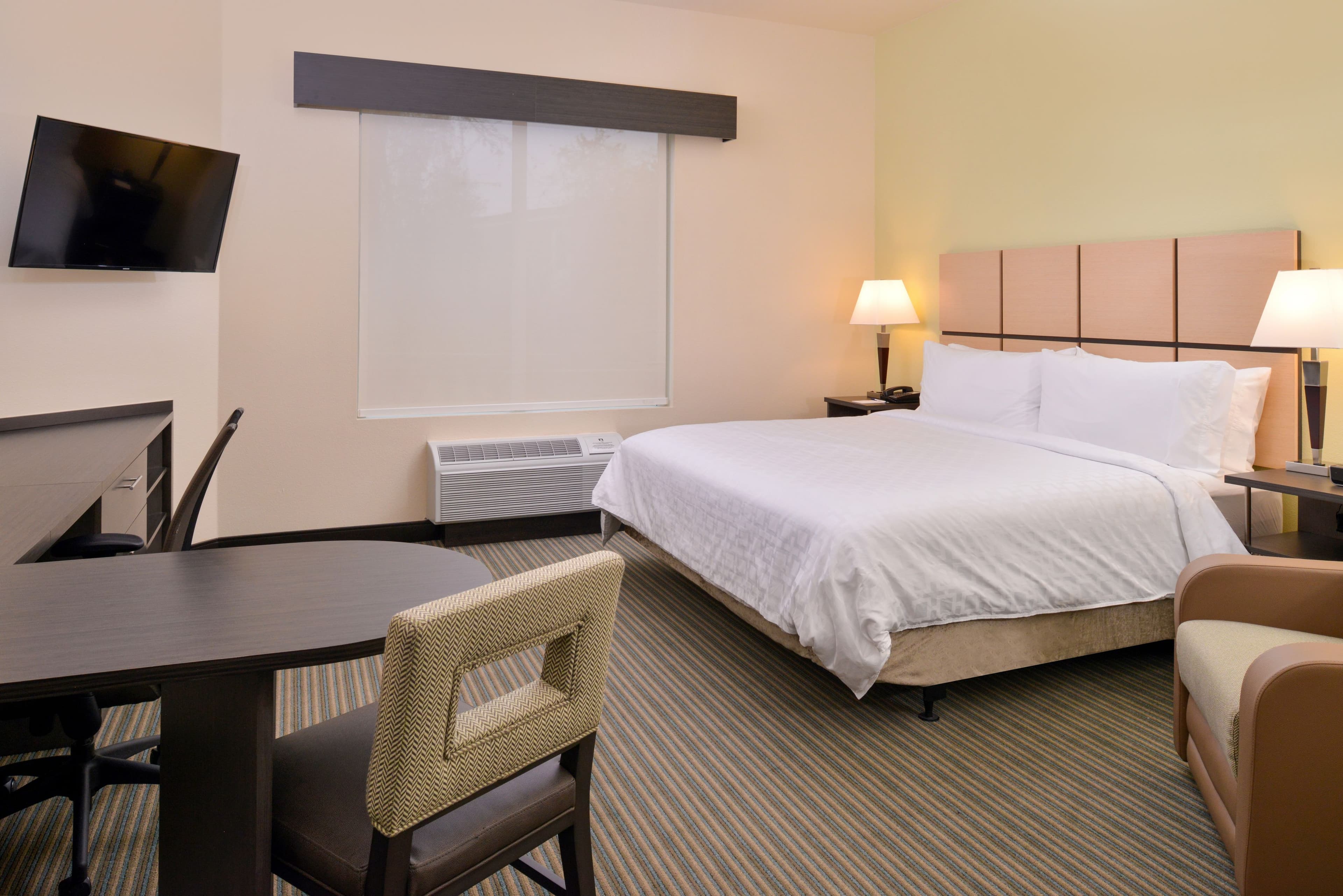 Candlewood Suites Austin Airport — 3