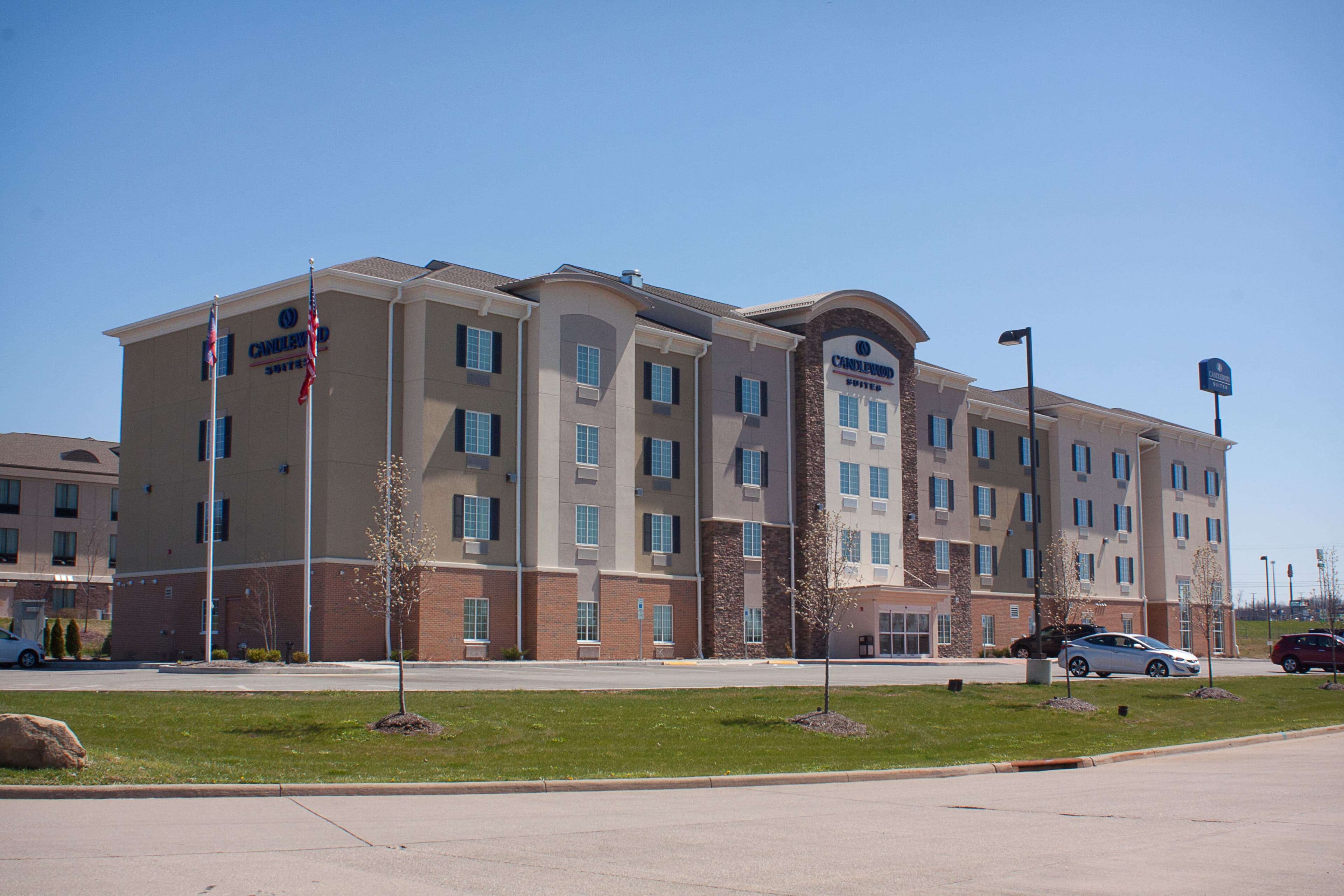 Candlewood Suites Youngstown West - Austintown - Image 1