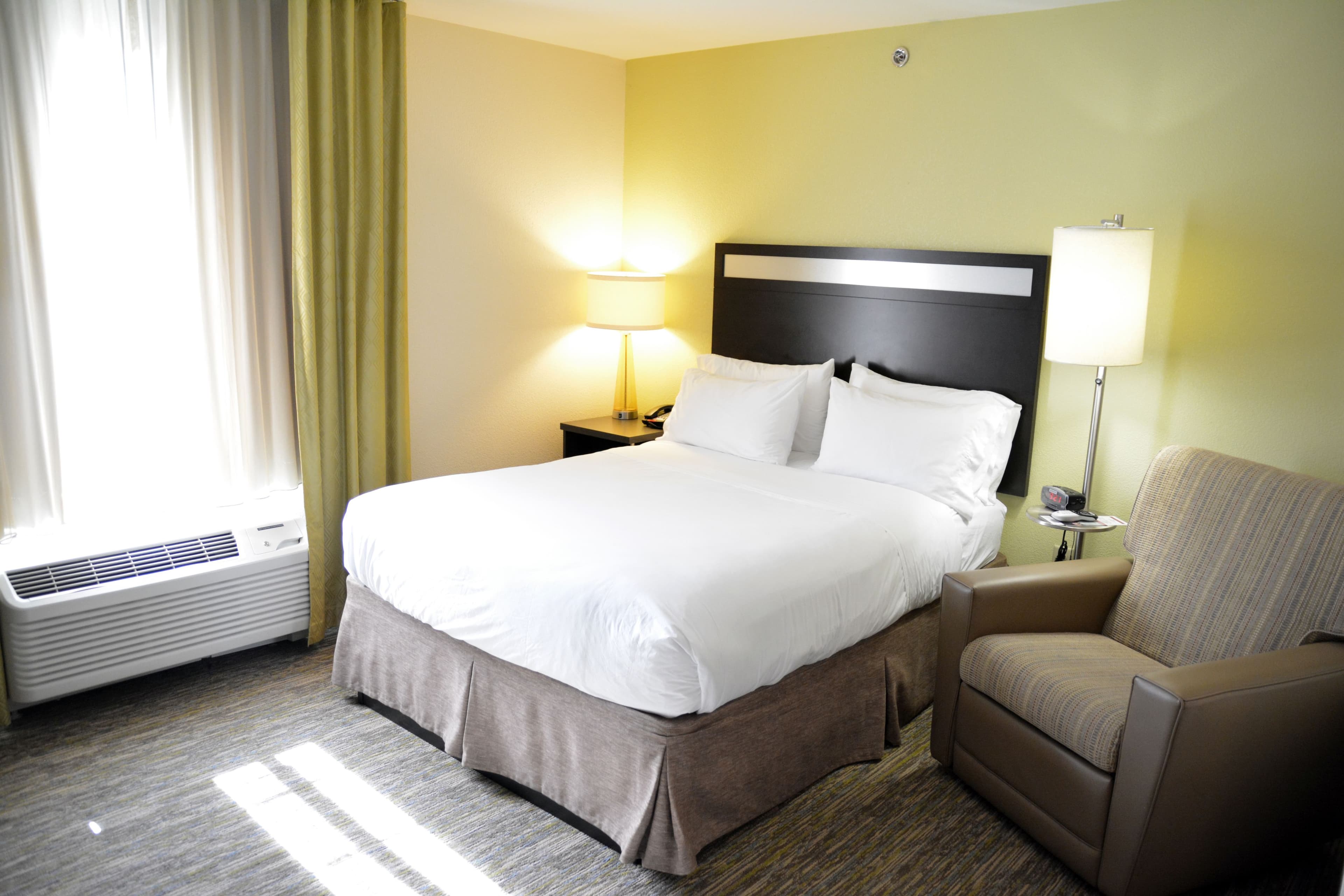 Candlewood Suites Youngstown West - Austintown - Image 3