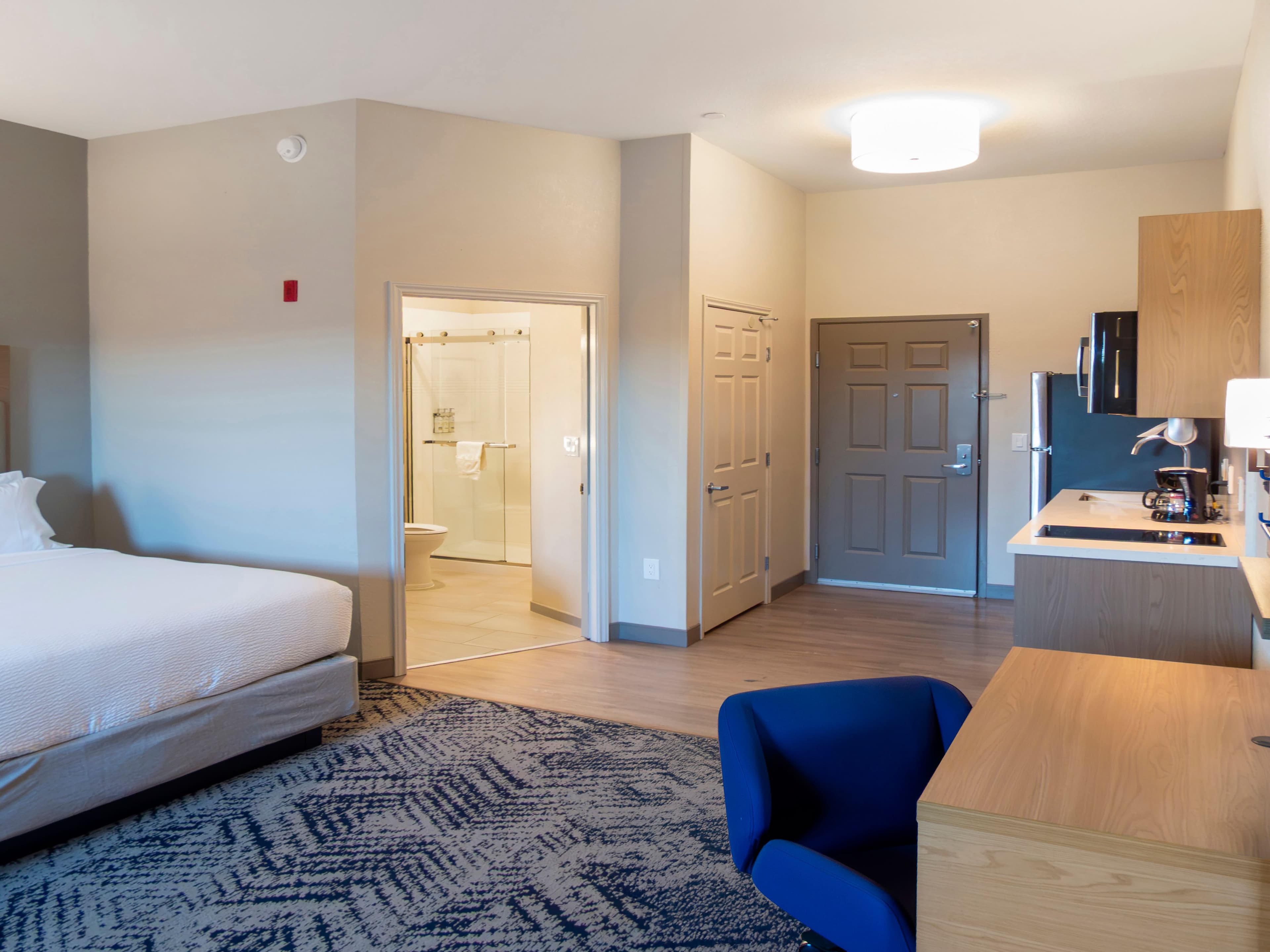 Candlewood Suites Avondale-New Orleans — 8