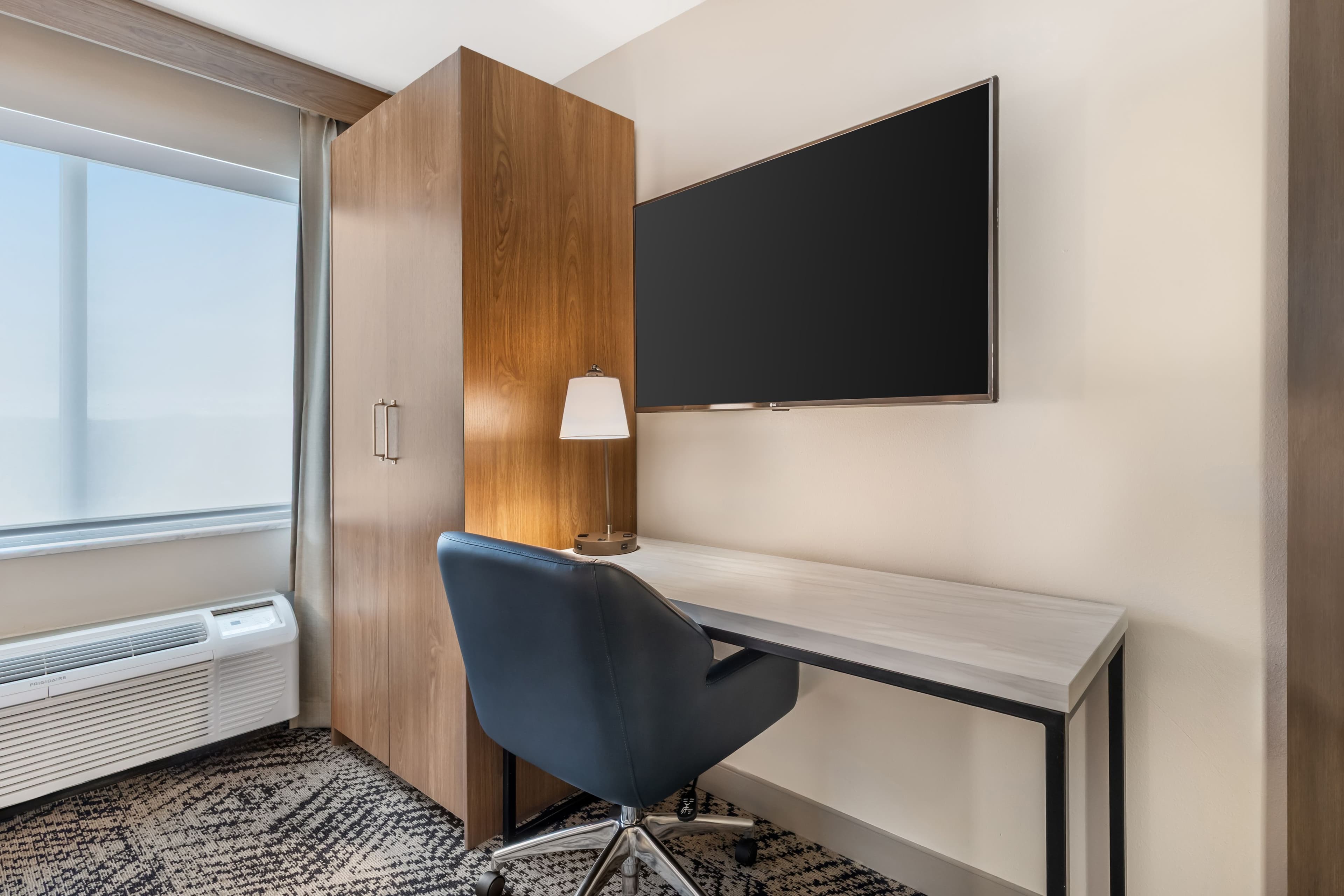 Candlewood Suites Baltimore - BWI Airport NE — 4