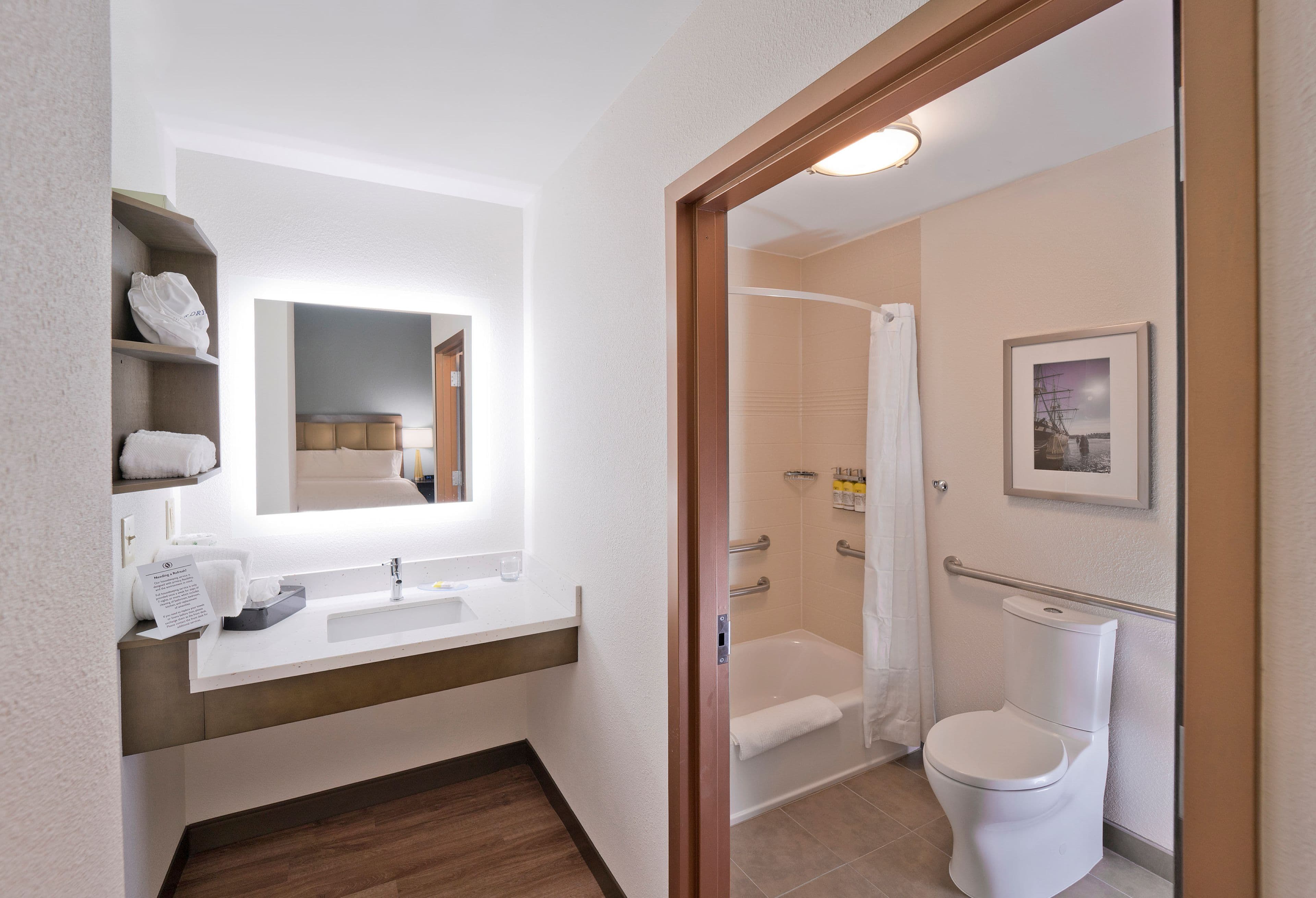 Candlewood Suites Baltimore - Inner Harbor — 3