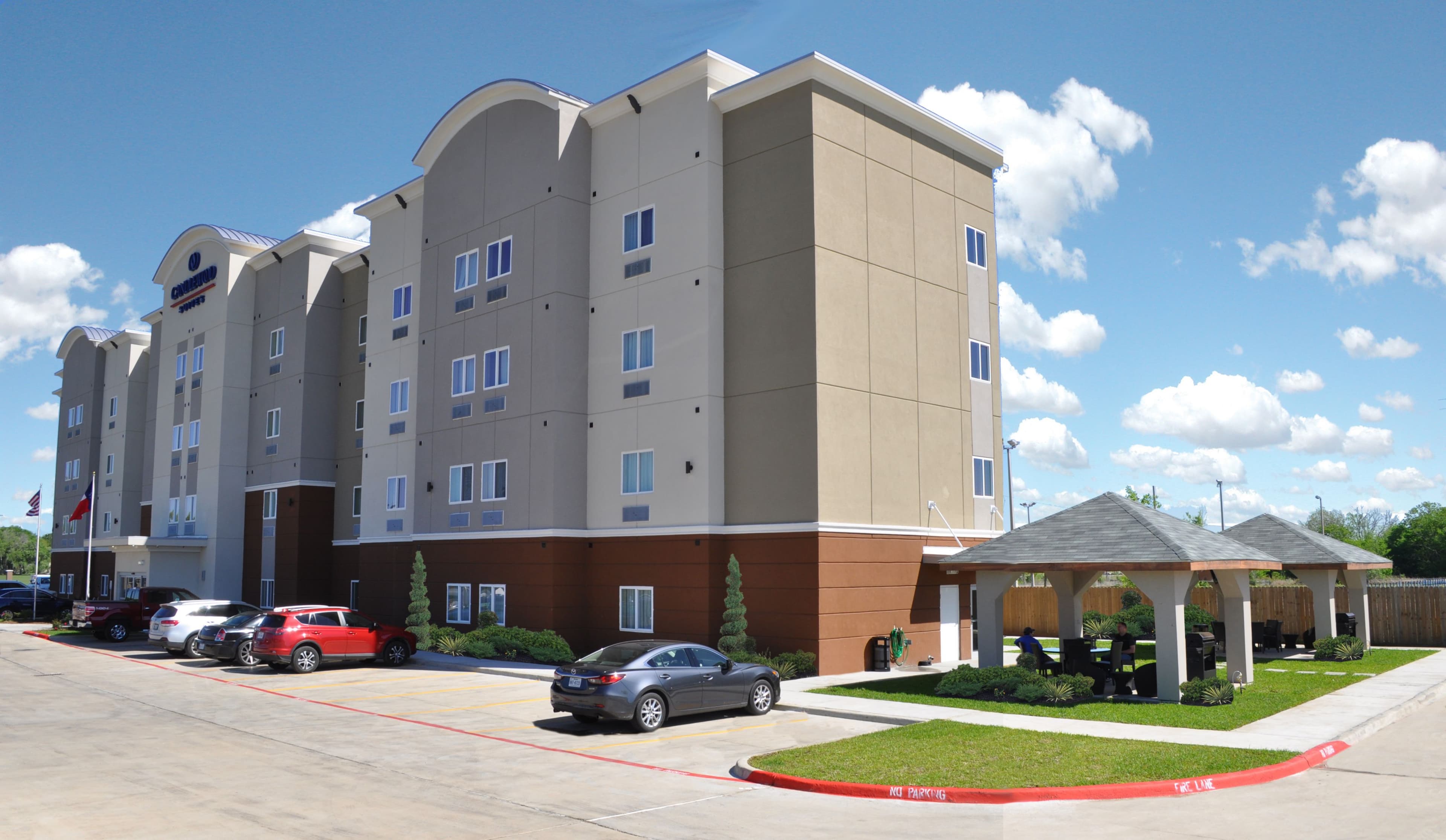 Candlewood Suites Bay City - Image 1