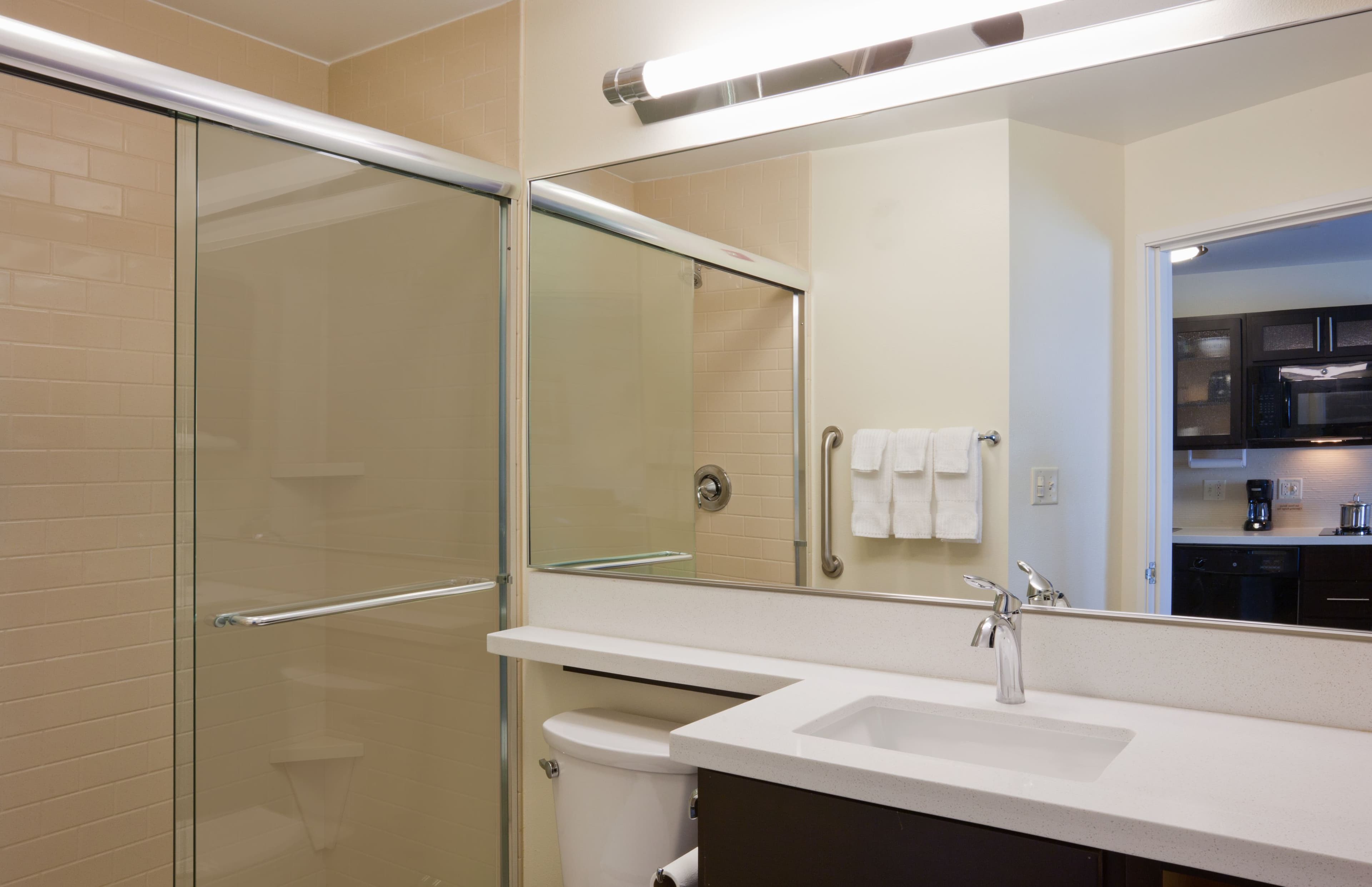Candlewood Suites Bemidji — 10