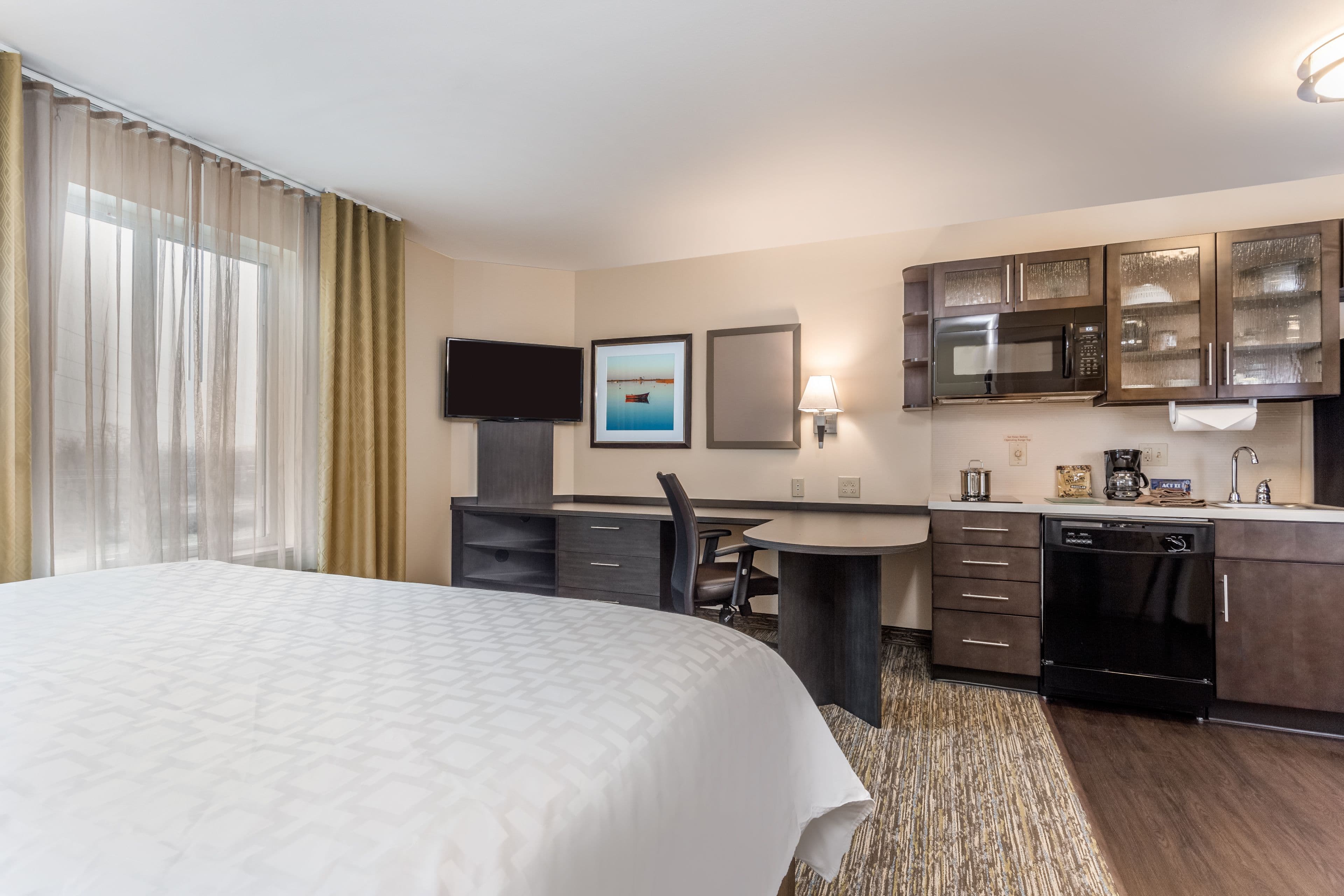 Candlewood Suites Bensalem - Philadelphia Area - Image 5