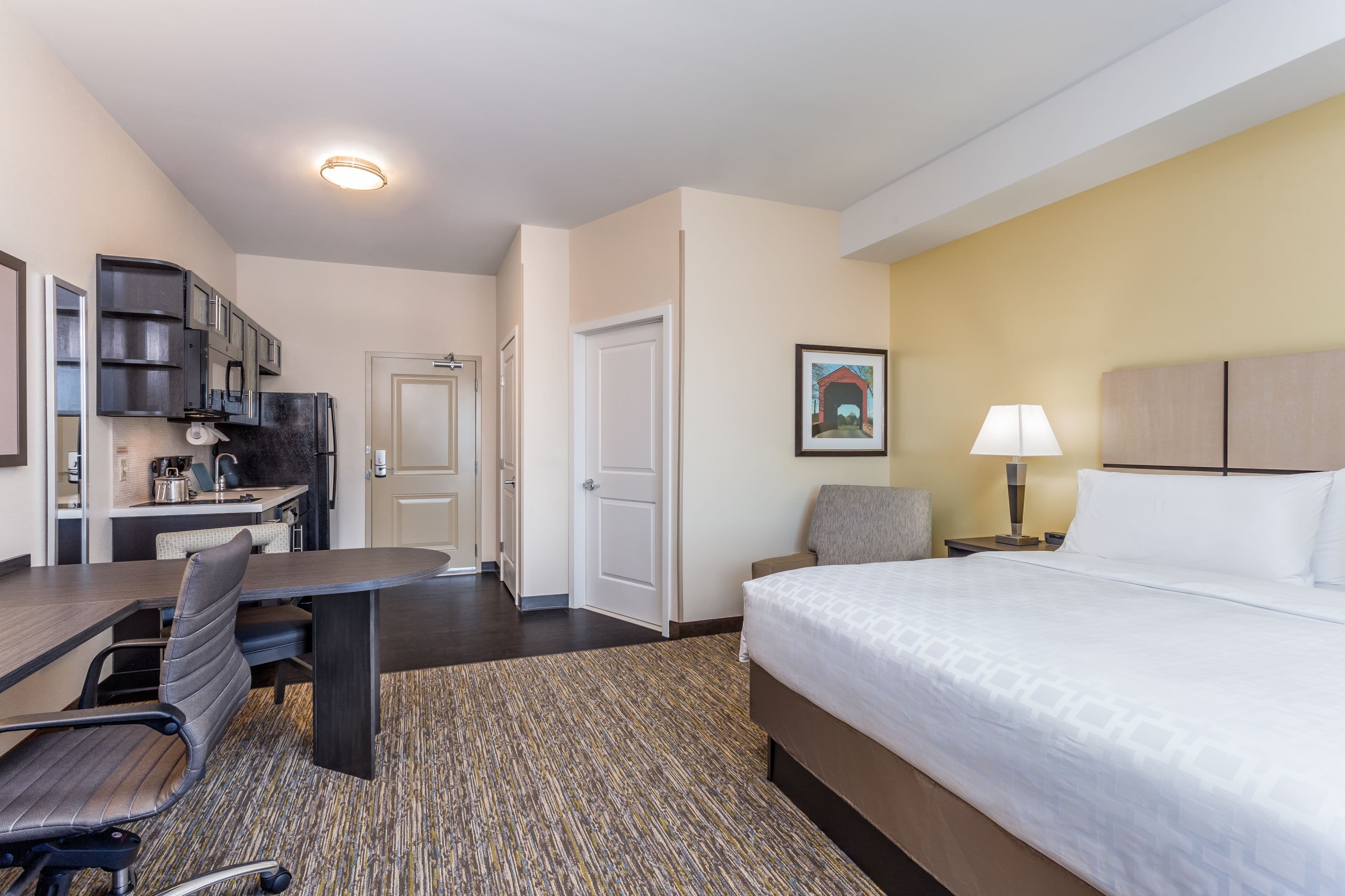 Candlewood Suites Bethlehem South - Image 5