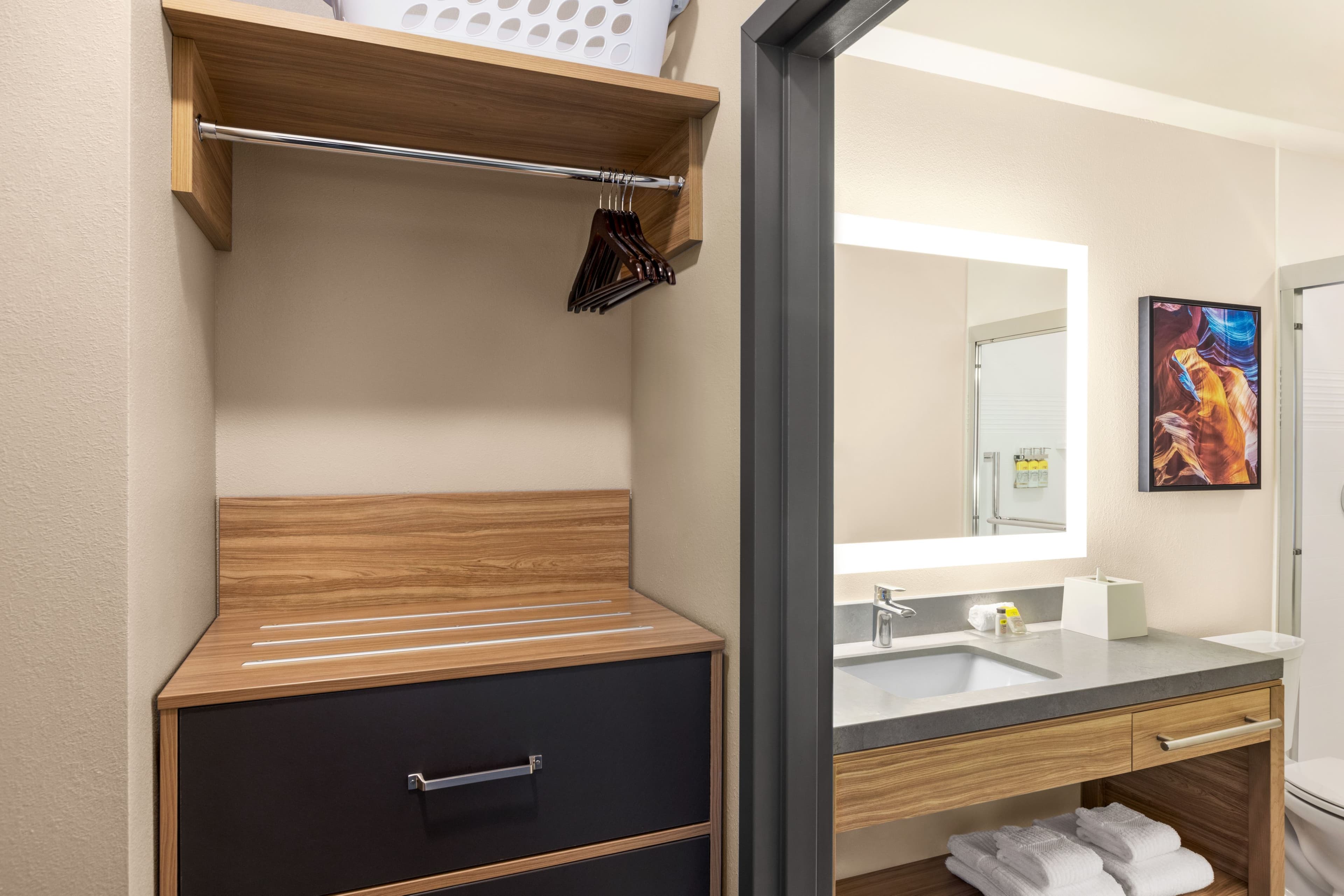 Candlewood Suites Billings West - Image 4