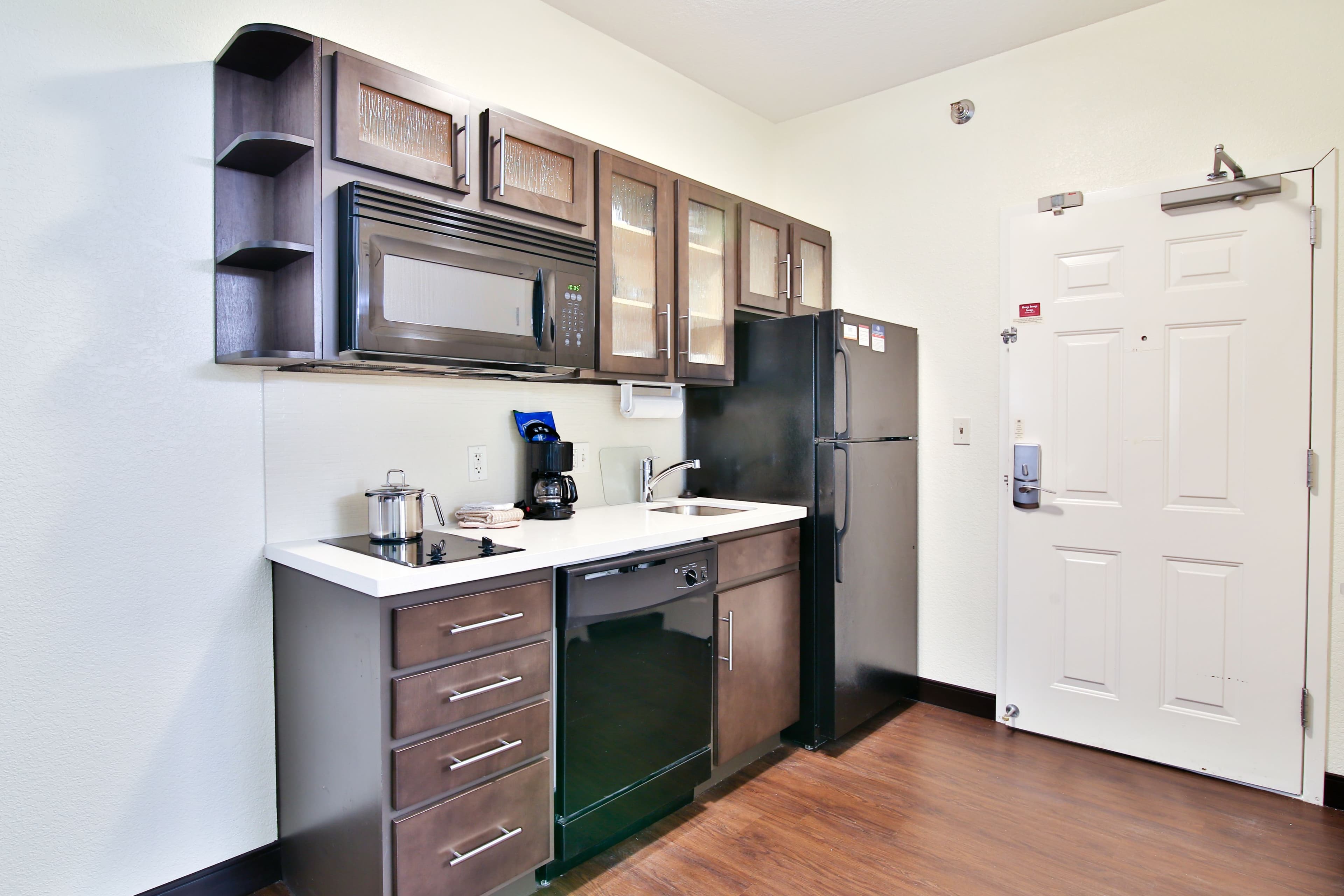Candlewood Suites Bismarck — 16