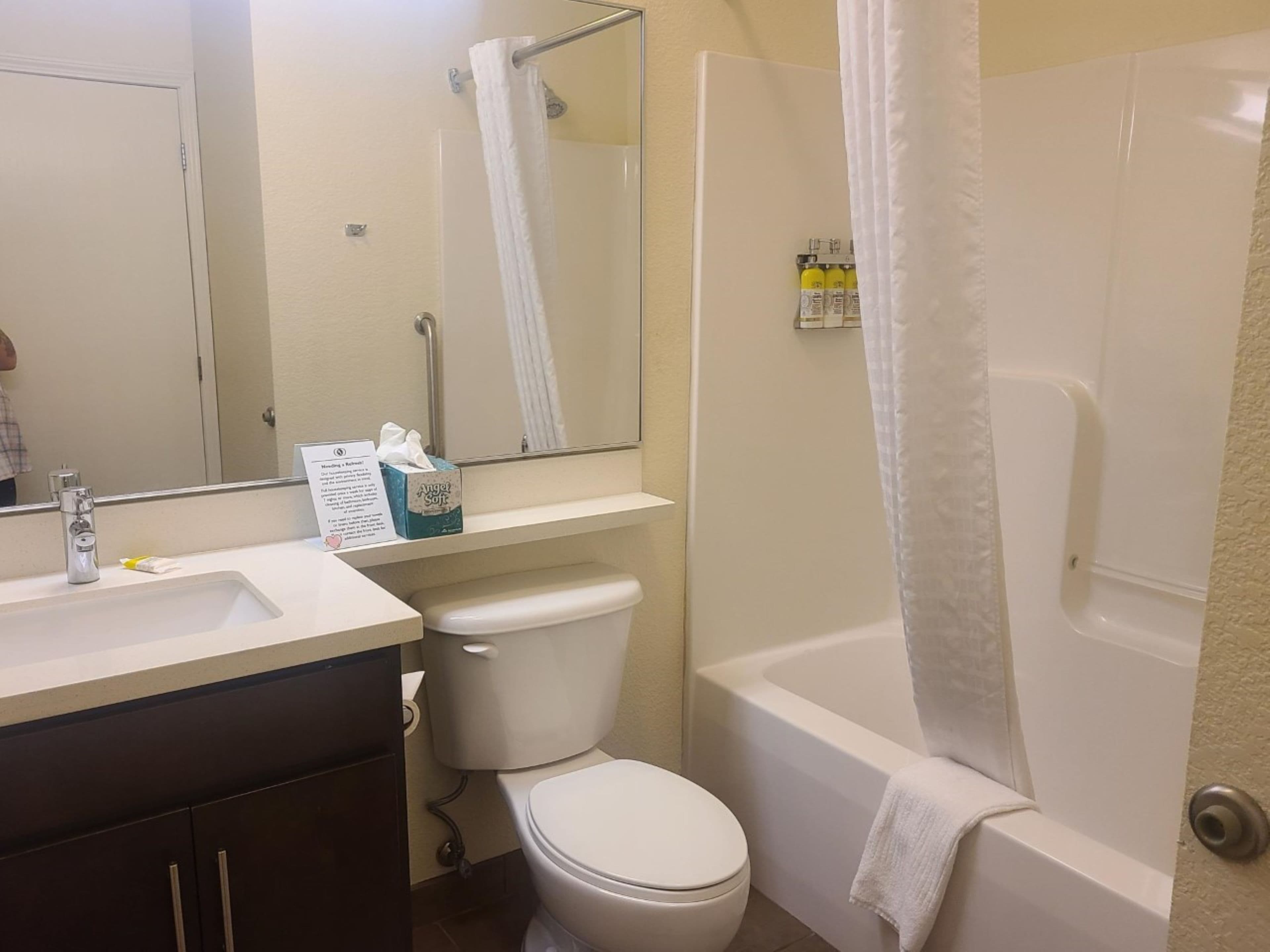 Candlewood Suites Bismarck — 7