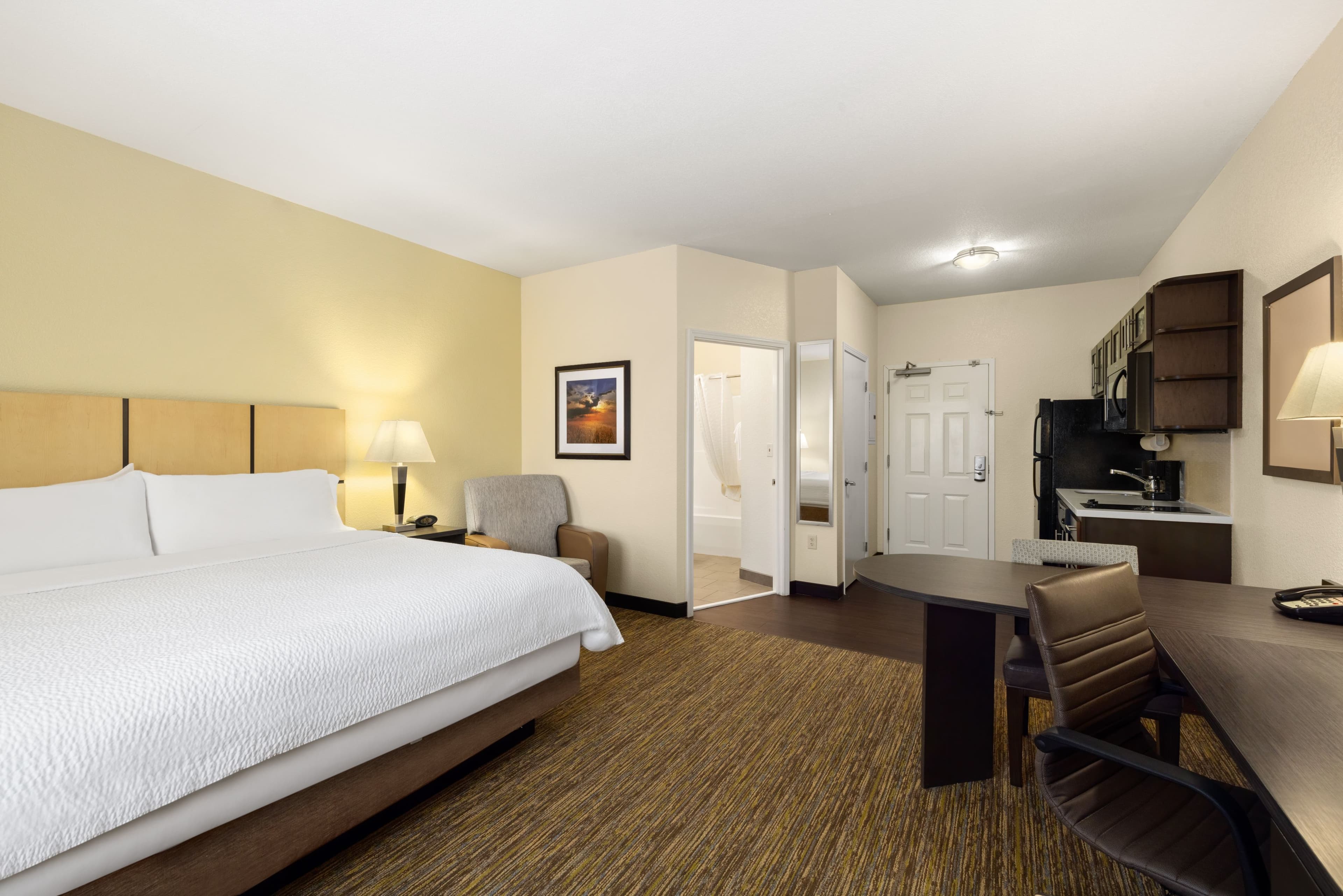 Candlewood Suites Bismarck — 9