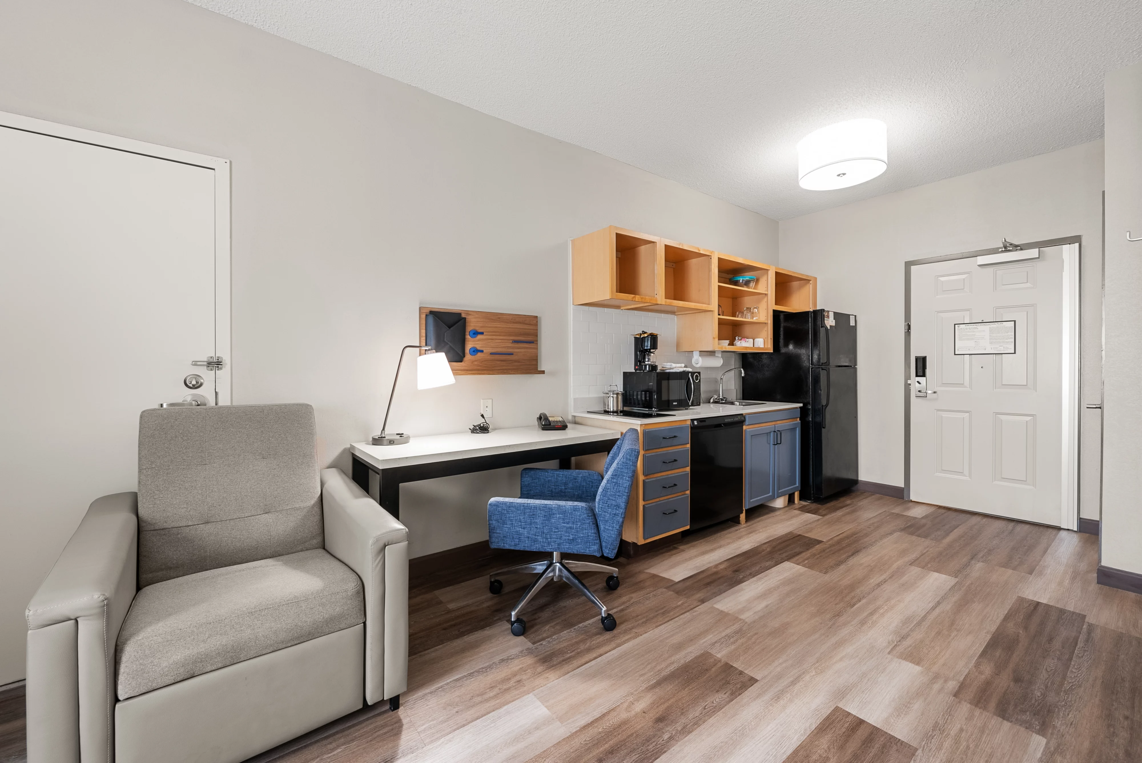 Candlewood Suites Bordentown-Trenton — 20