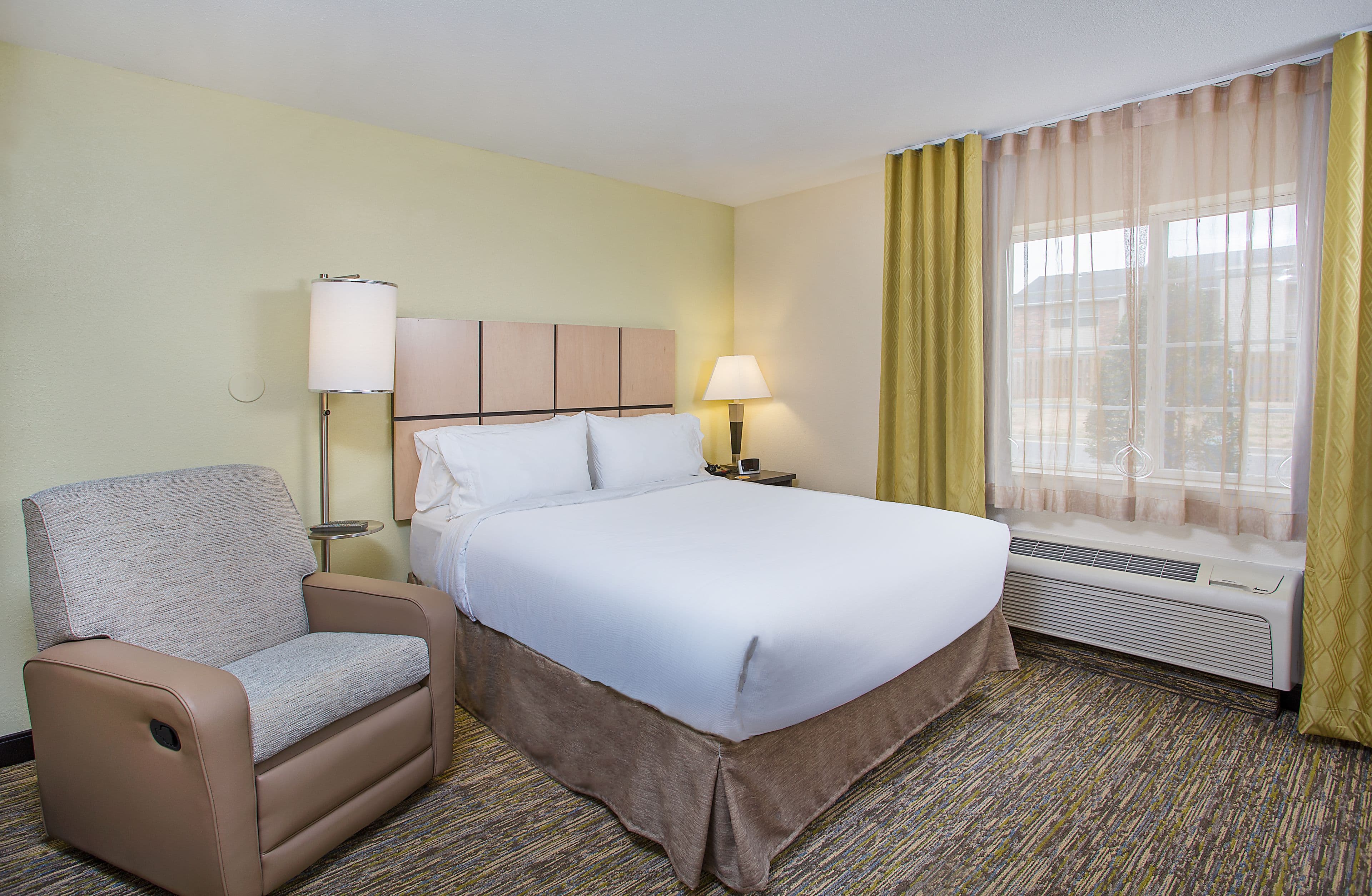 Candlewood Suites Bowling Green - Image 4