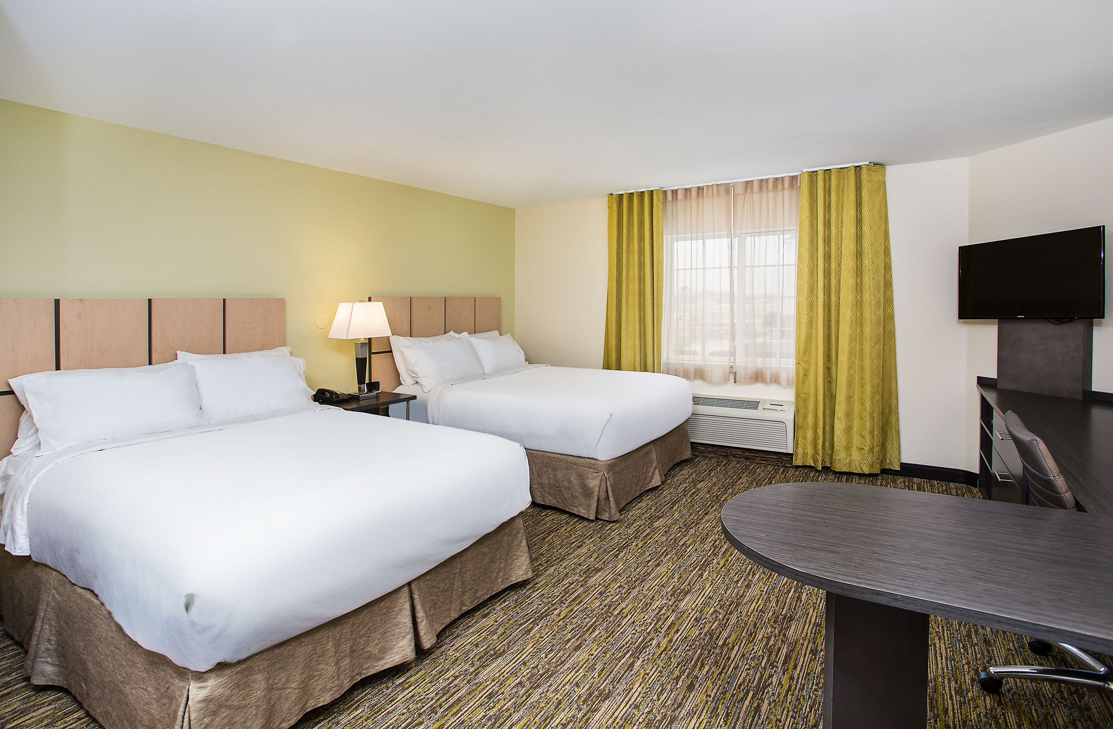 Candlewood Suites Bowling Green — 18