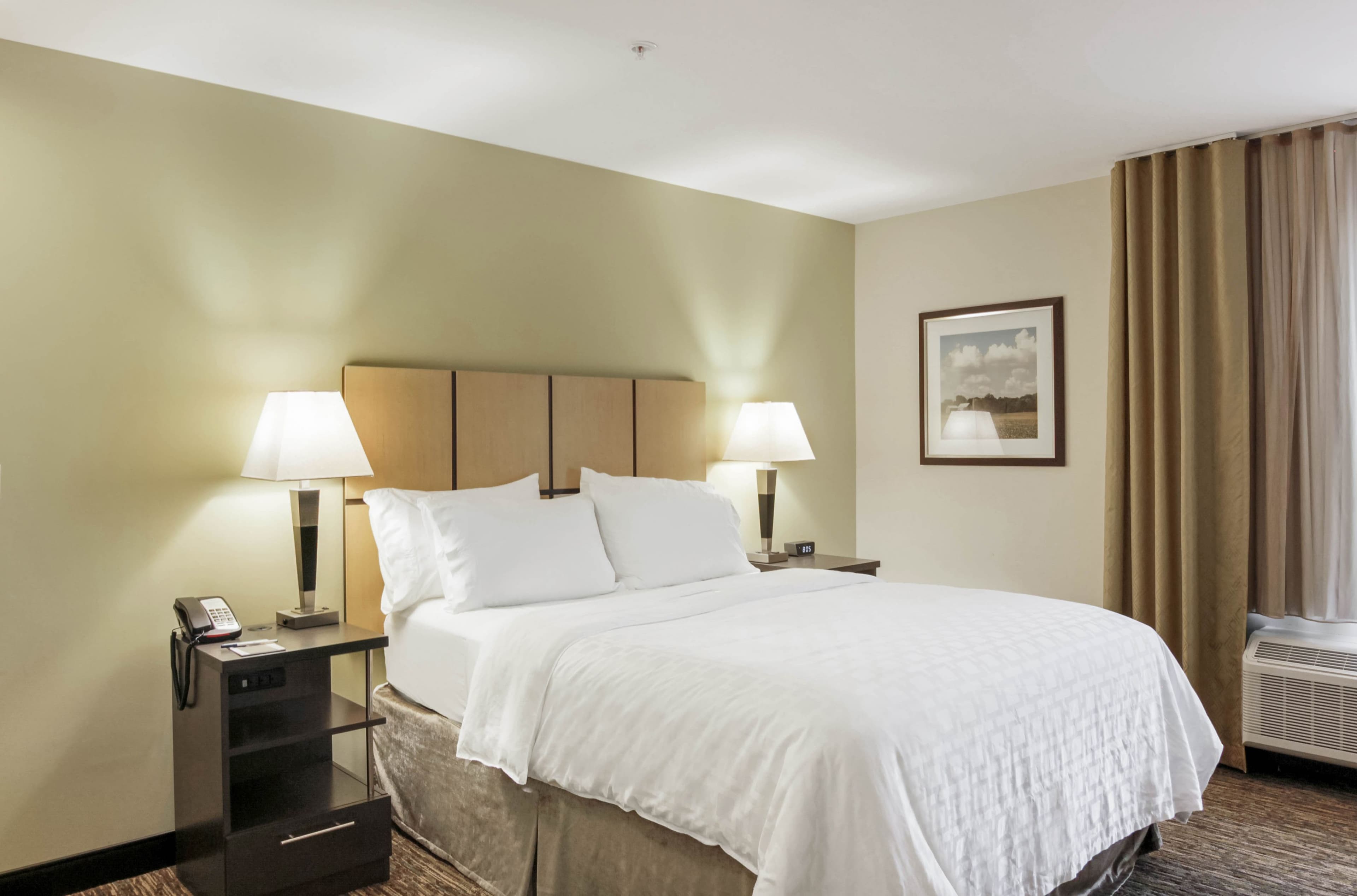 Candlewood Suites Brighton - Image 4
