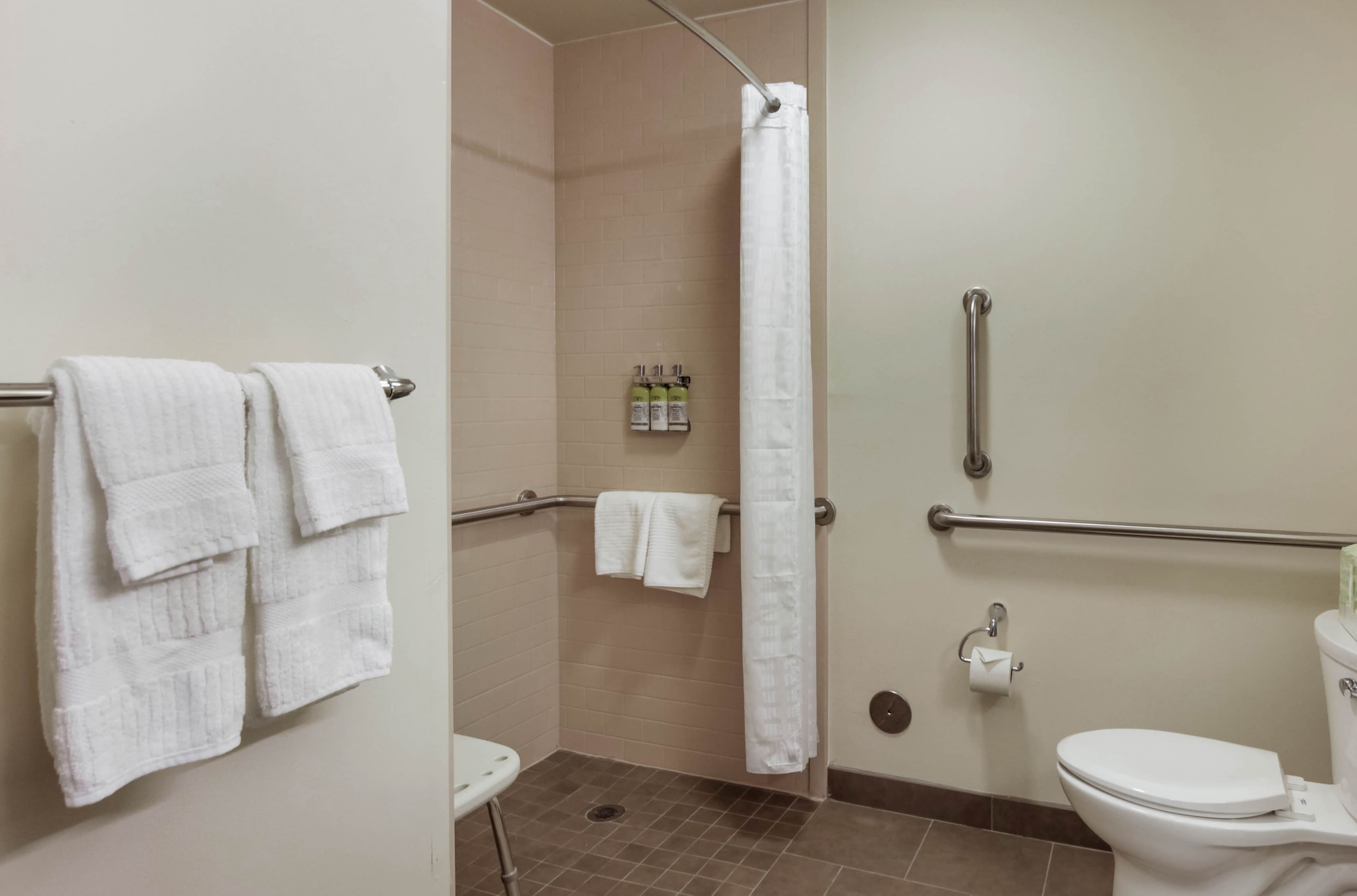 Candlewood Suites Brighton — 13