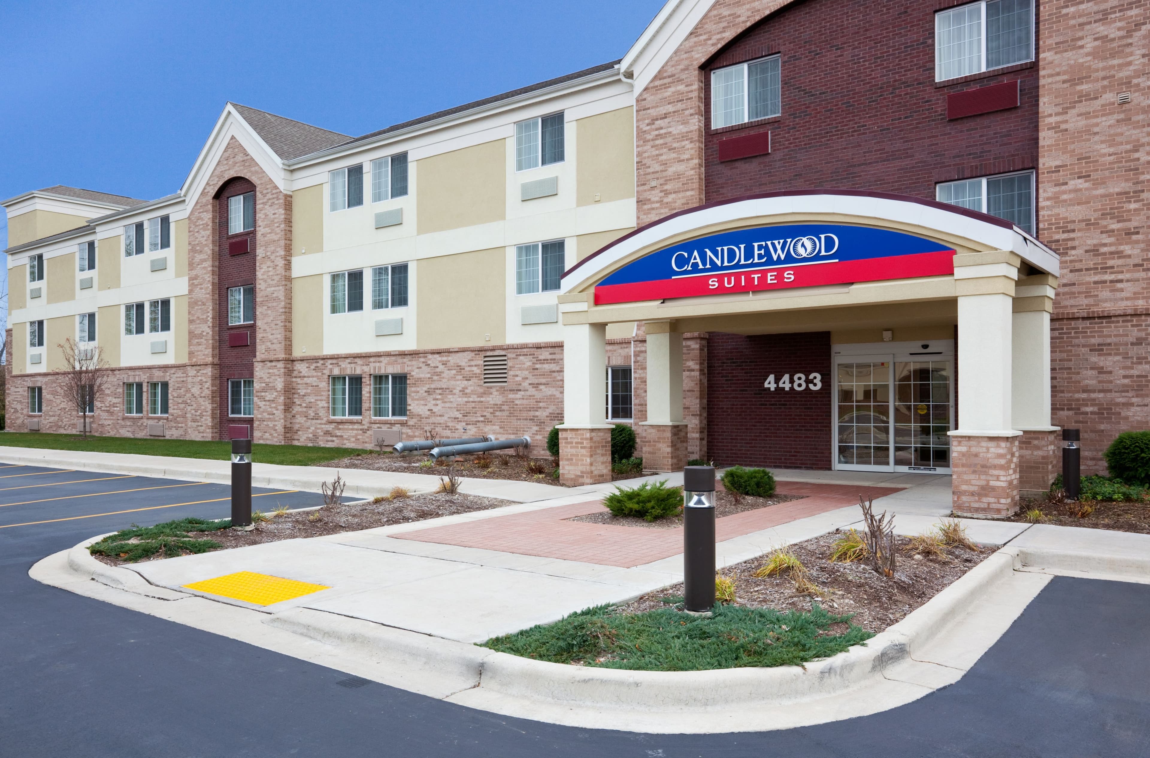 Candlewood Suites Milwaukee Brown Deer - Image 1