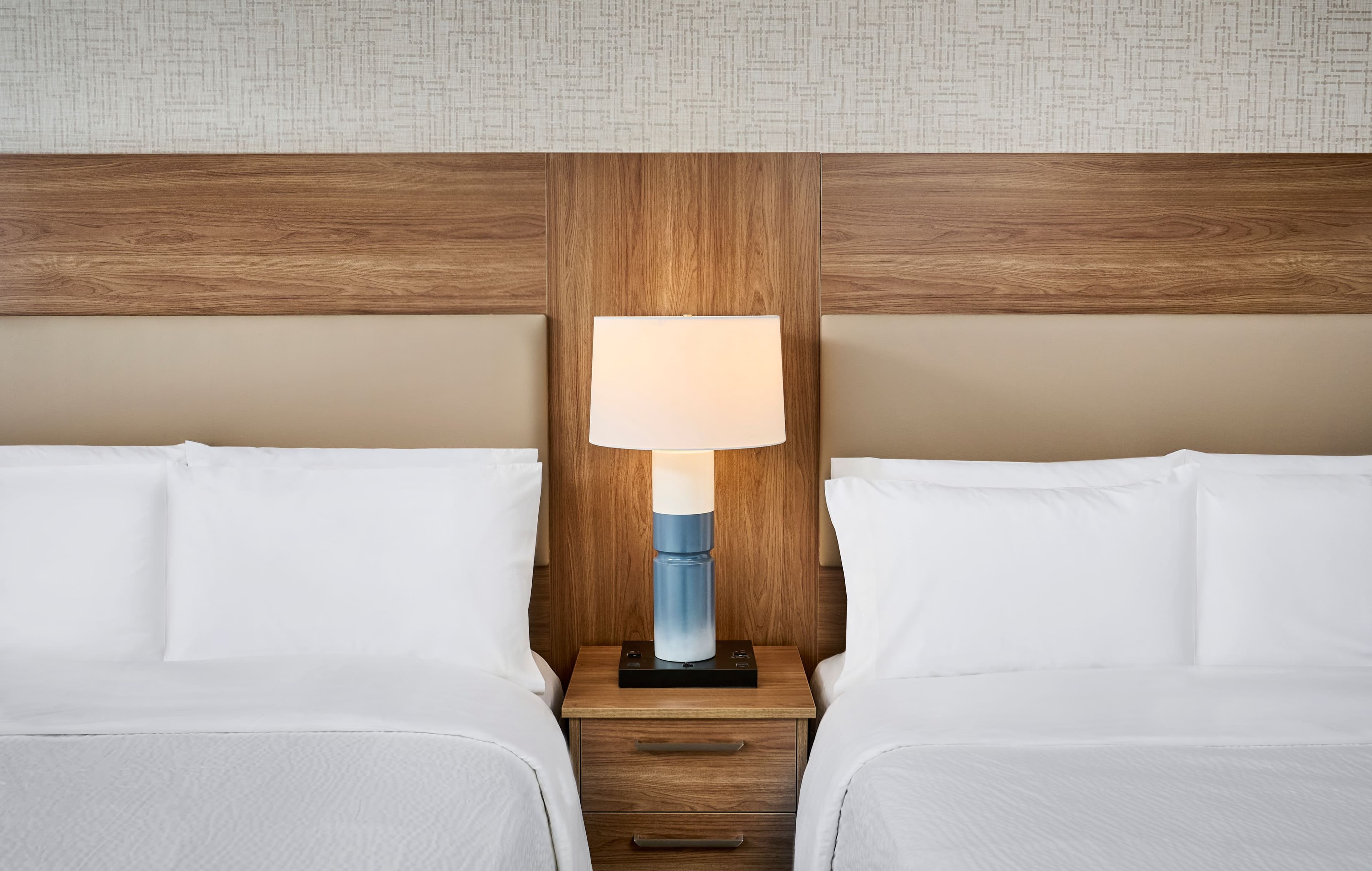 Candlewood Suites Burlington Conference Centre — 14
