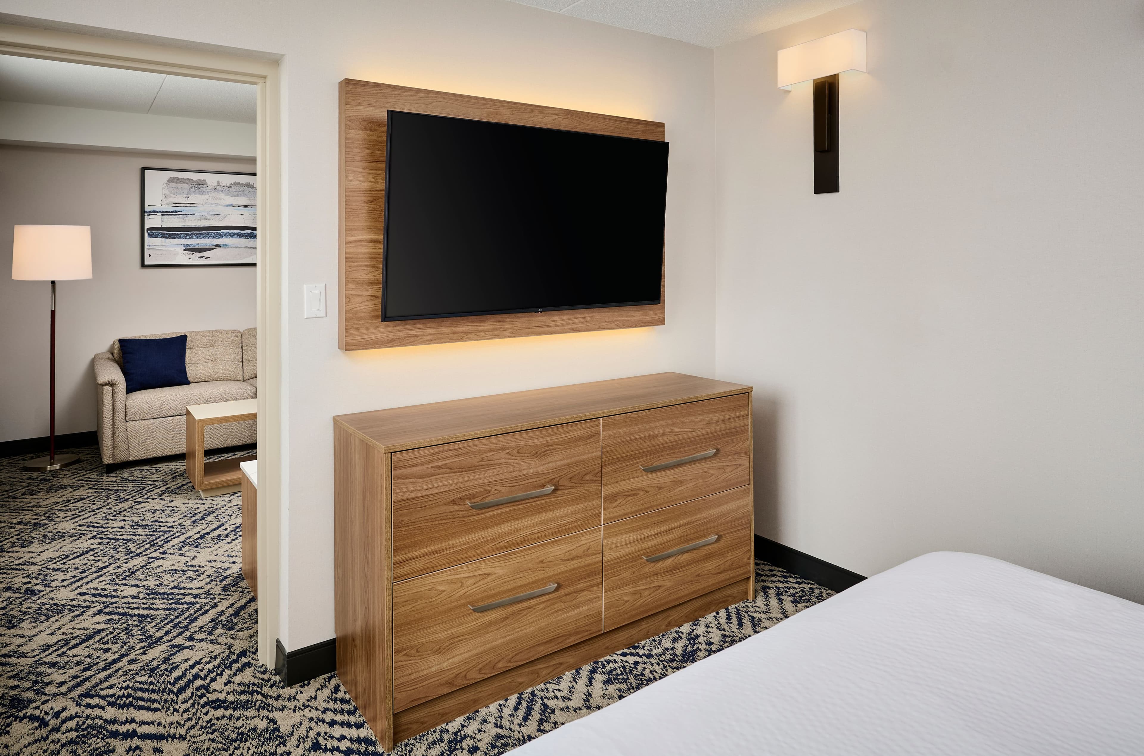 Candlewood Suites Burlington Conference Centre — 23