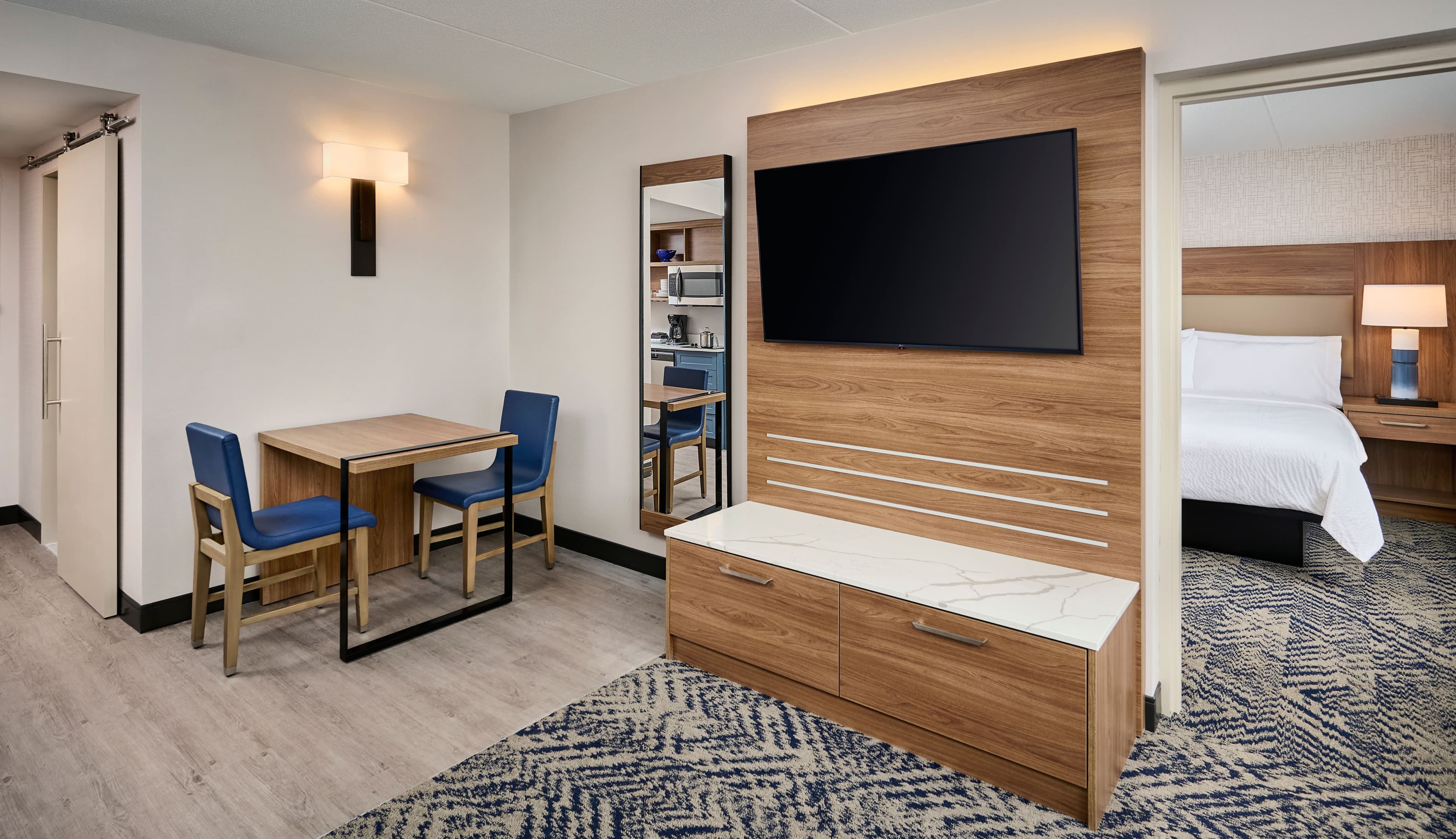 Candlewood Suites Burlington Conference Centre — 20
