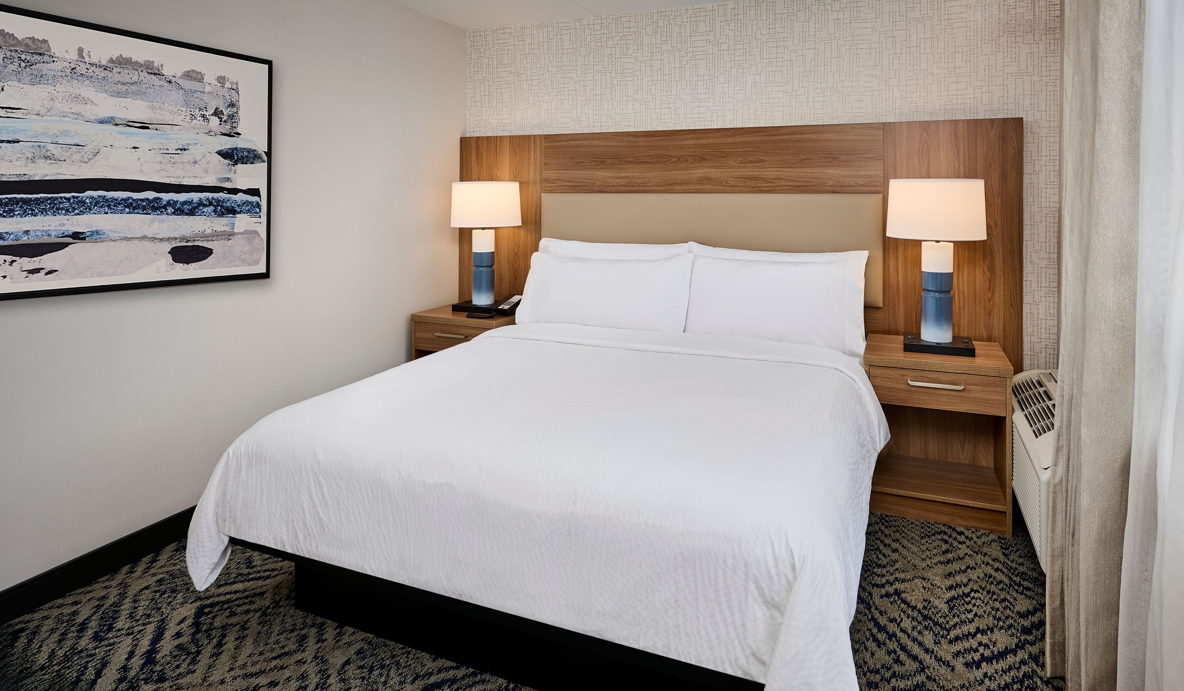 Candlewood Suites Burlington Conference Centre — 19