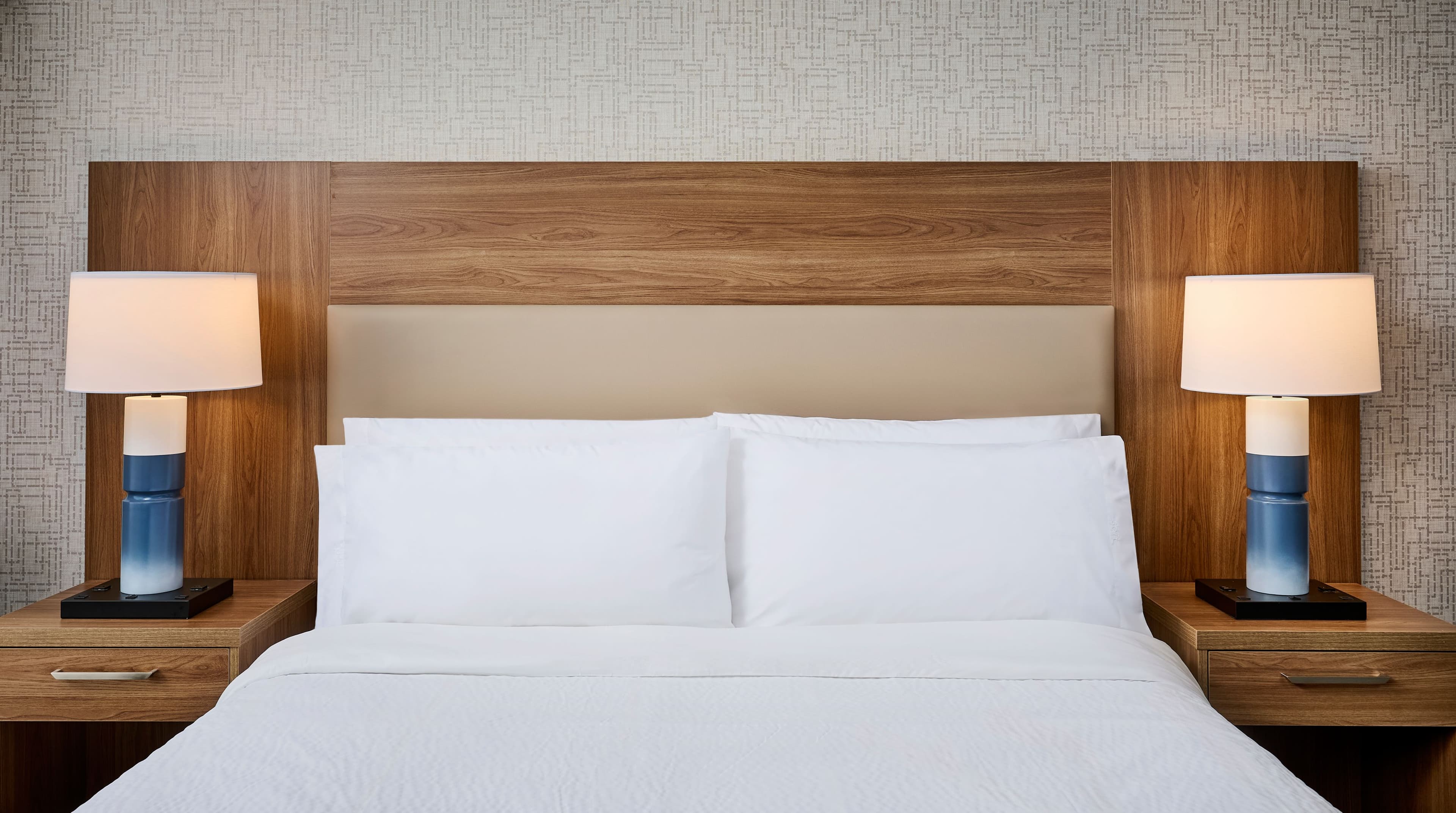 Candlewood Suites Burlington Conference Centre — 3