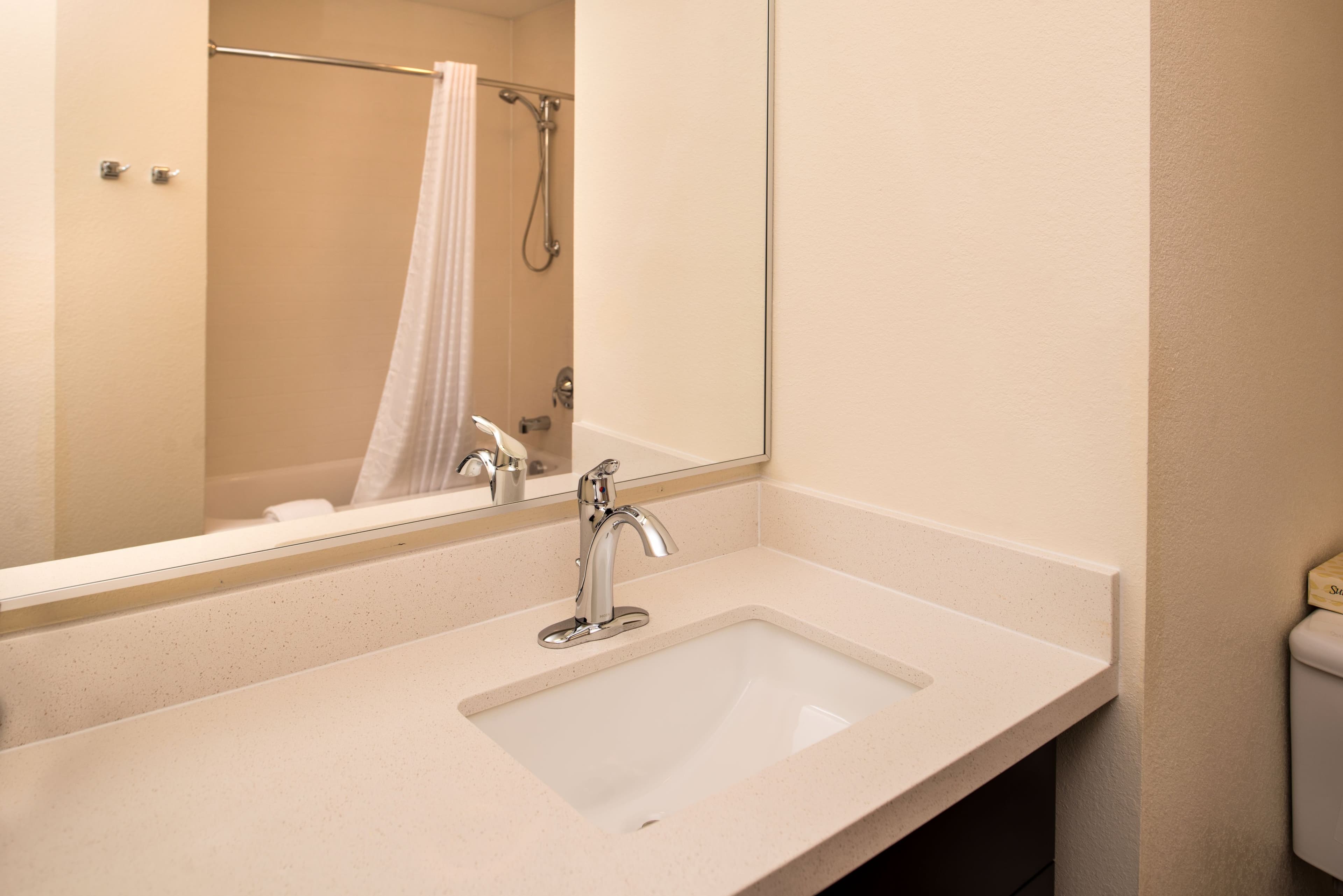 Candlewood Suites Carlsbad South - Image 5