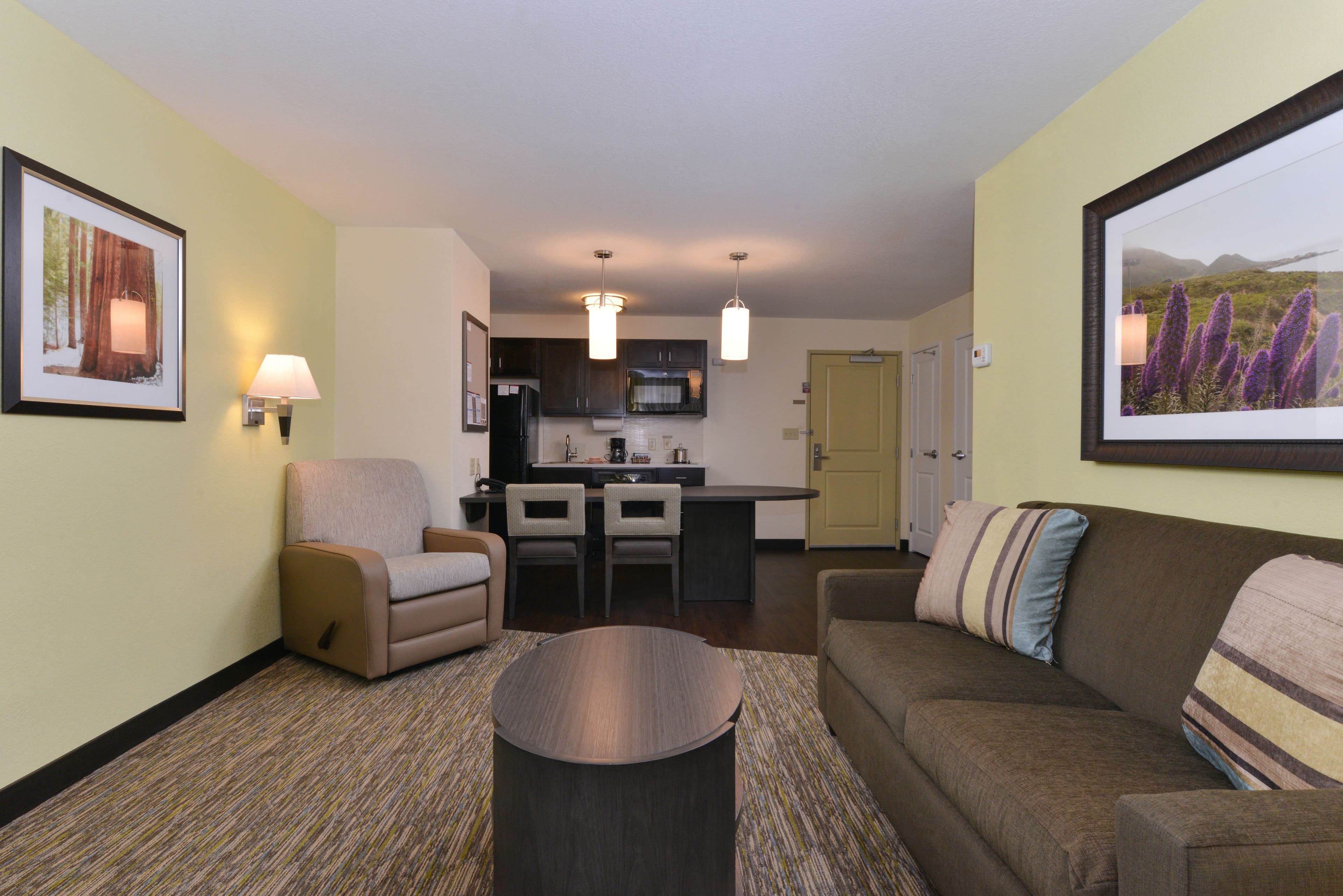 Candlewood Suites Casper — 7