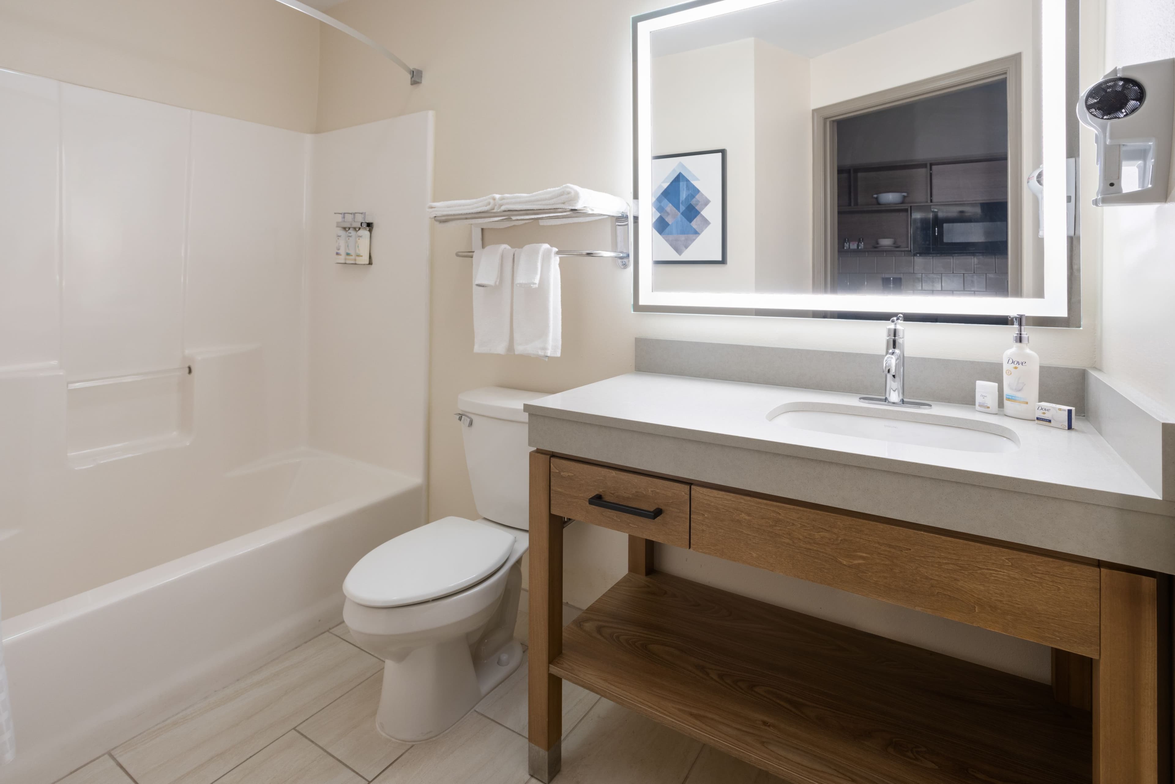 Candlewood Suites Chambersburg — 8