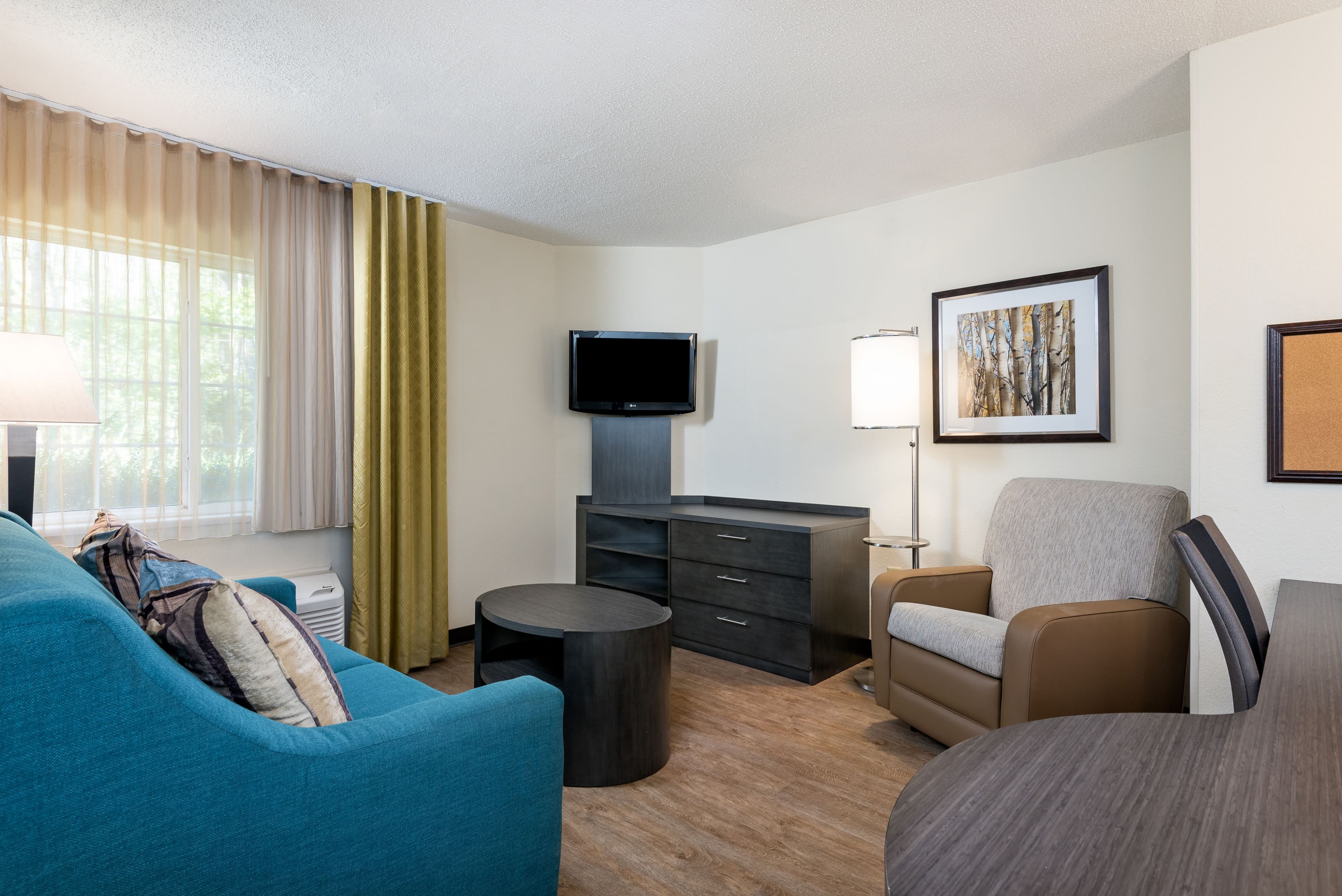 Candlewood Suites Charlotte - Arrowood — 43